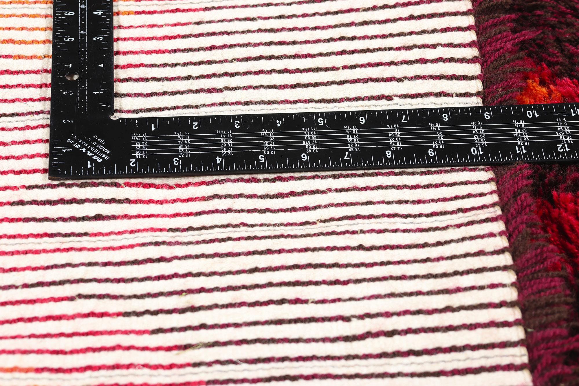 20th Century 1950's Scandinavian Swedish Rya Carpet with Modern Nordic Style For Sale