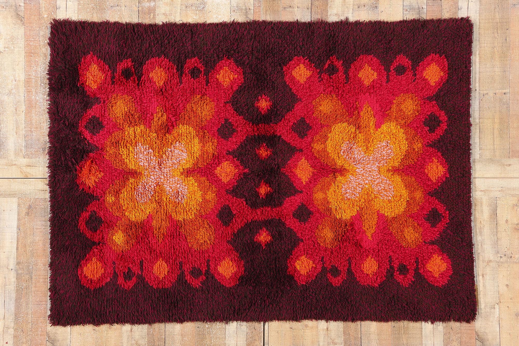 1950's Scandinavian Swedish Rya Carpet with Modern Nordic Style For Sale 2