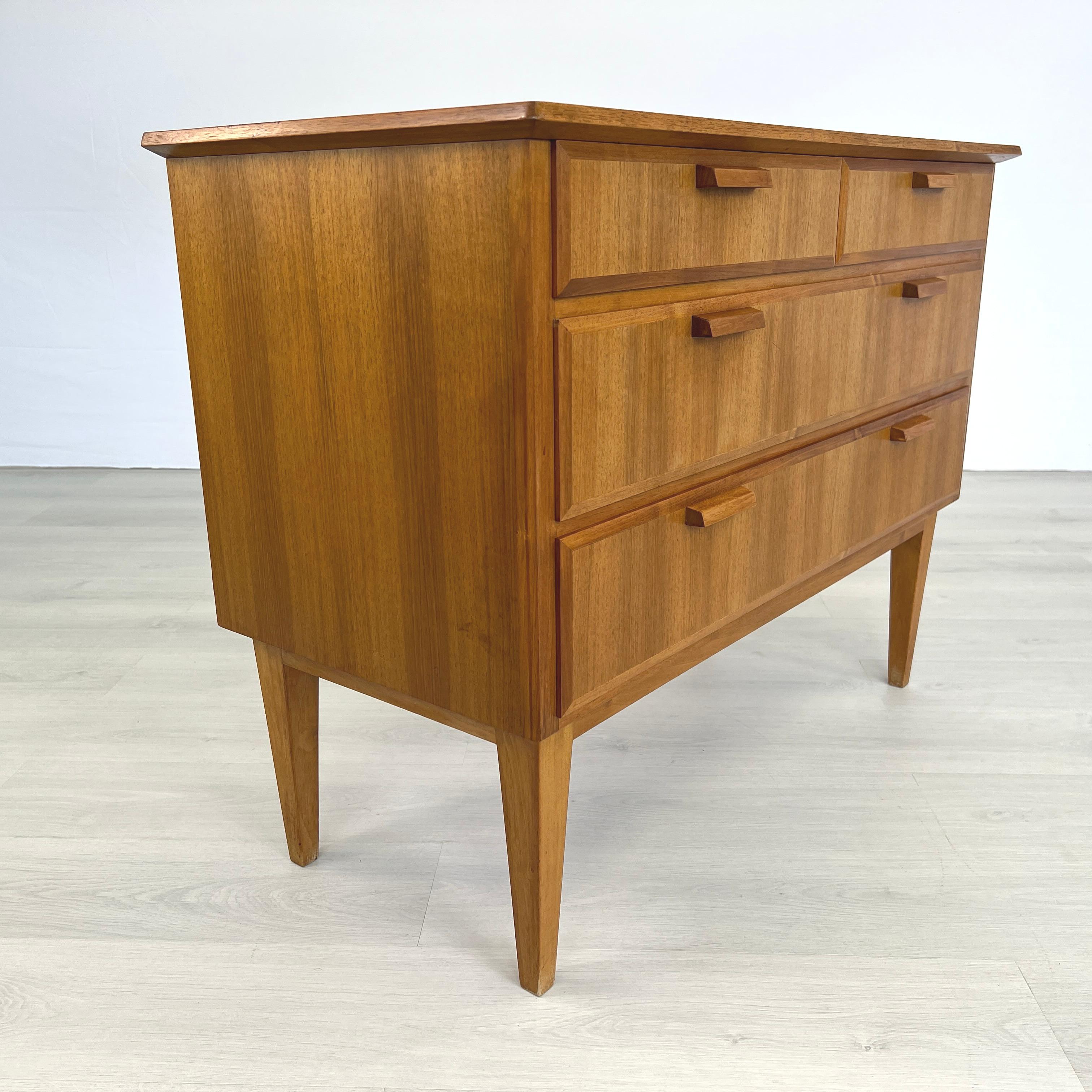 Scandinave moderne Commode scandinave vintage en teck en vente