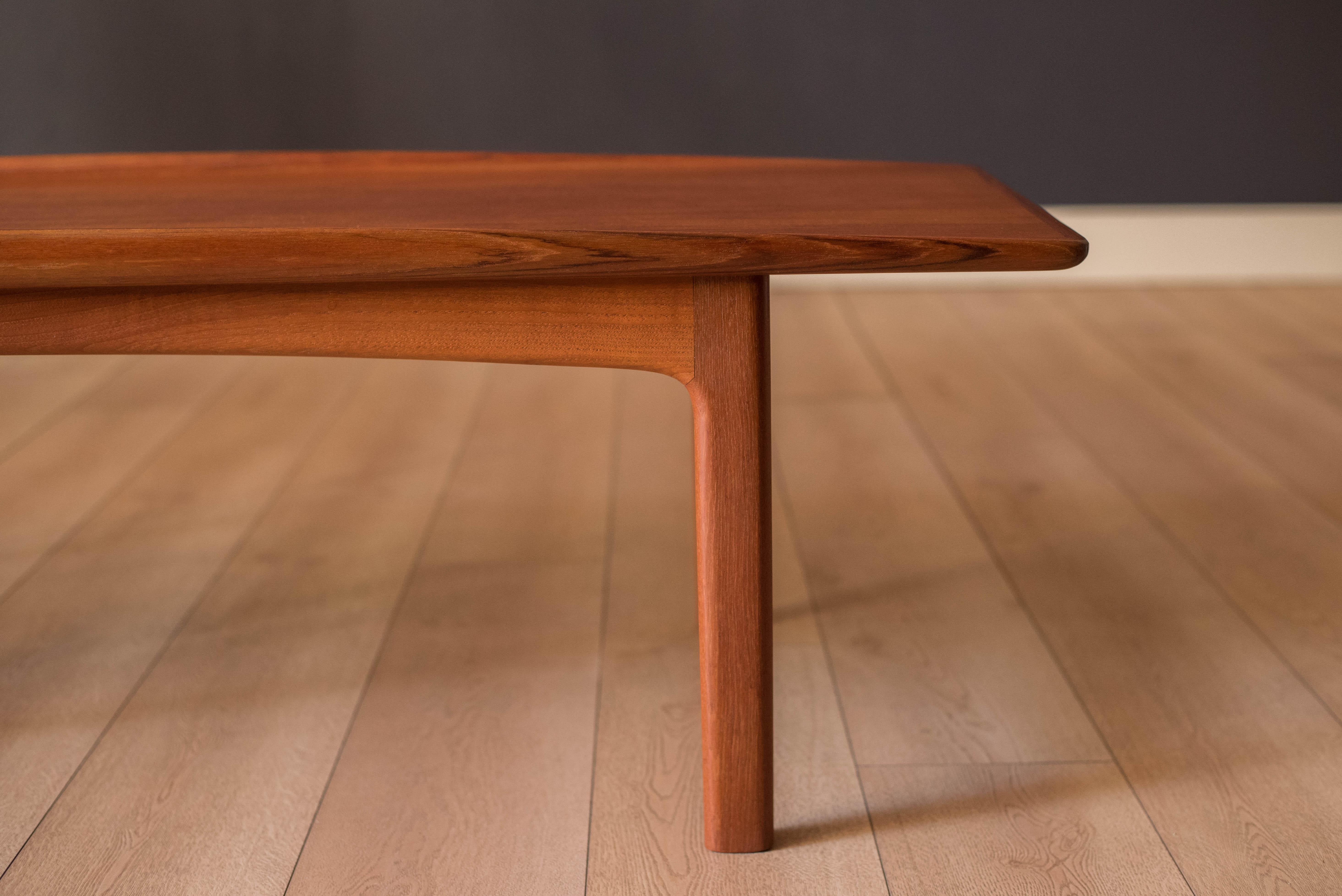 Scandinavian Modern Vintage Scandinavian Teak Coffee Table by Folke Ohlsson for Dux For Sale