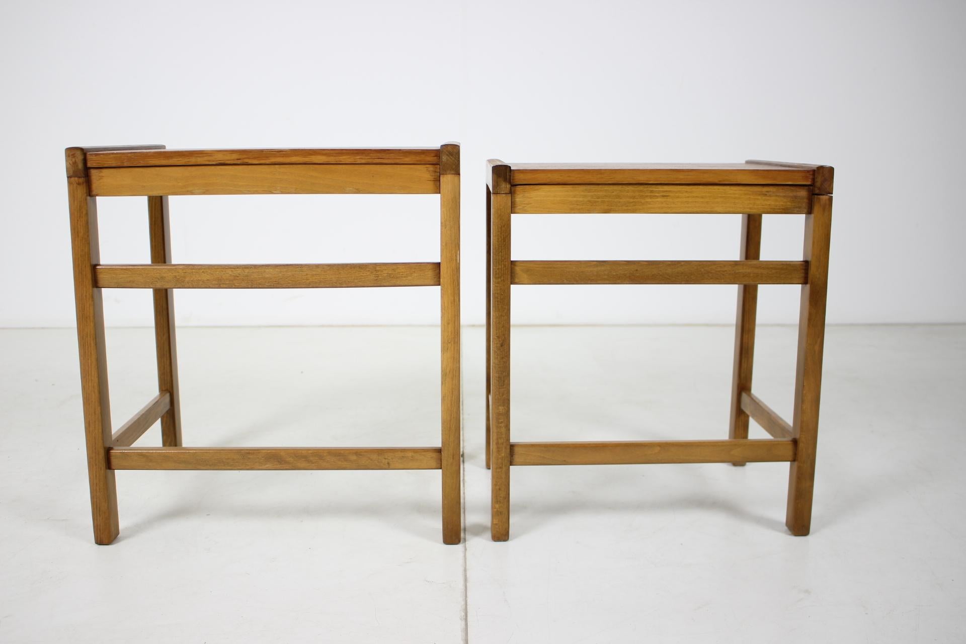 Skandinavische Vintage-Stapeltische aus Teakholz, 1960er Jahre im Angebot 1