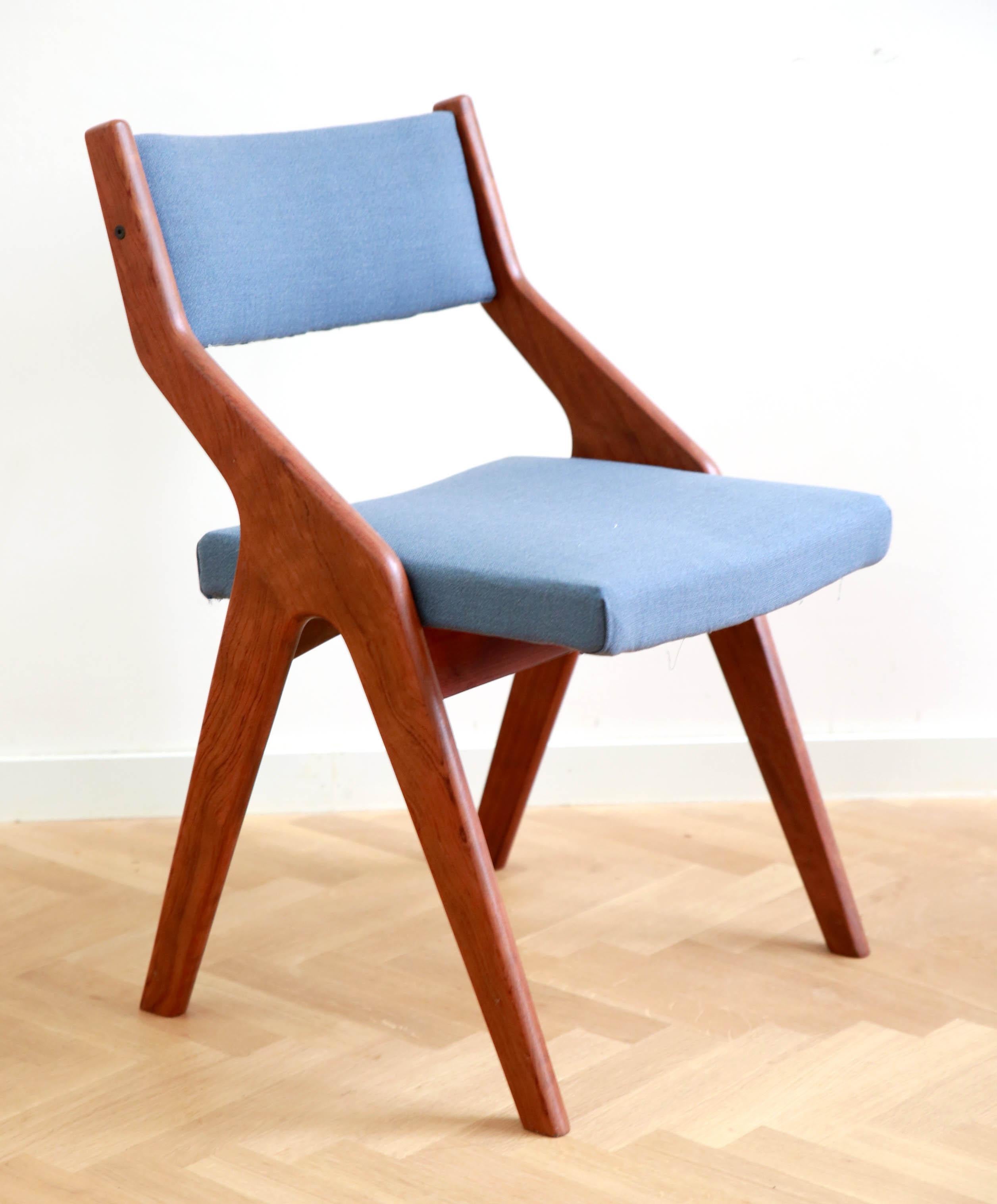 Vintage Scandinavian Teak Wooden Dining Chairs, 1960s In Good Condition In HEVERLEE, BE