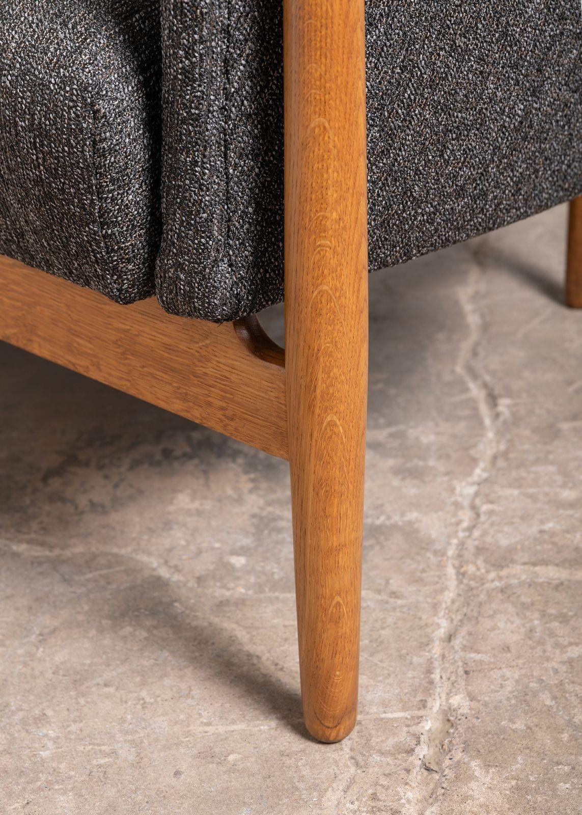 Vintage Scandinavian 'Vita' Sofa Designed By Nanna Ditzel for Søren Willadsen For Sale 5