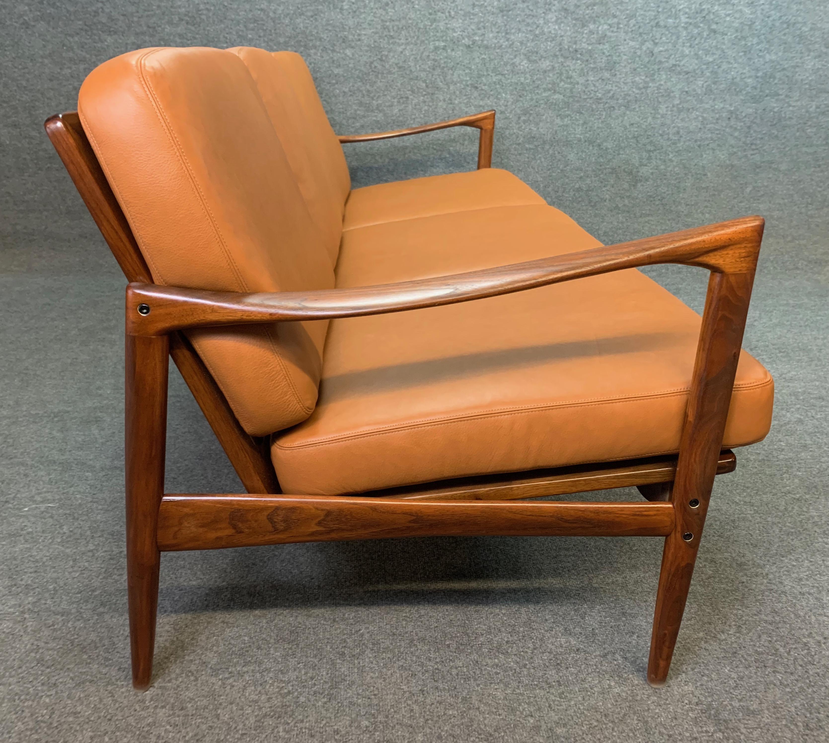 Scandinavian Modern Vintage Scandinavian Walnut & Leather 