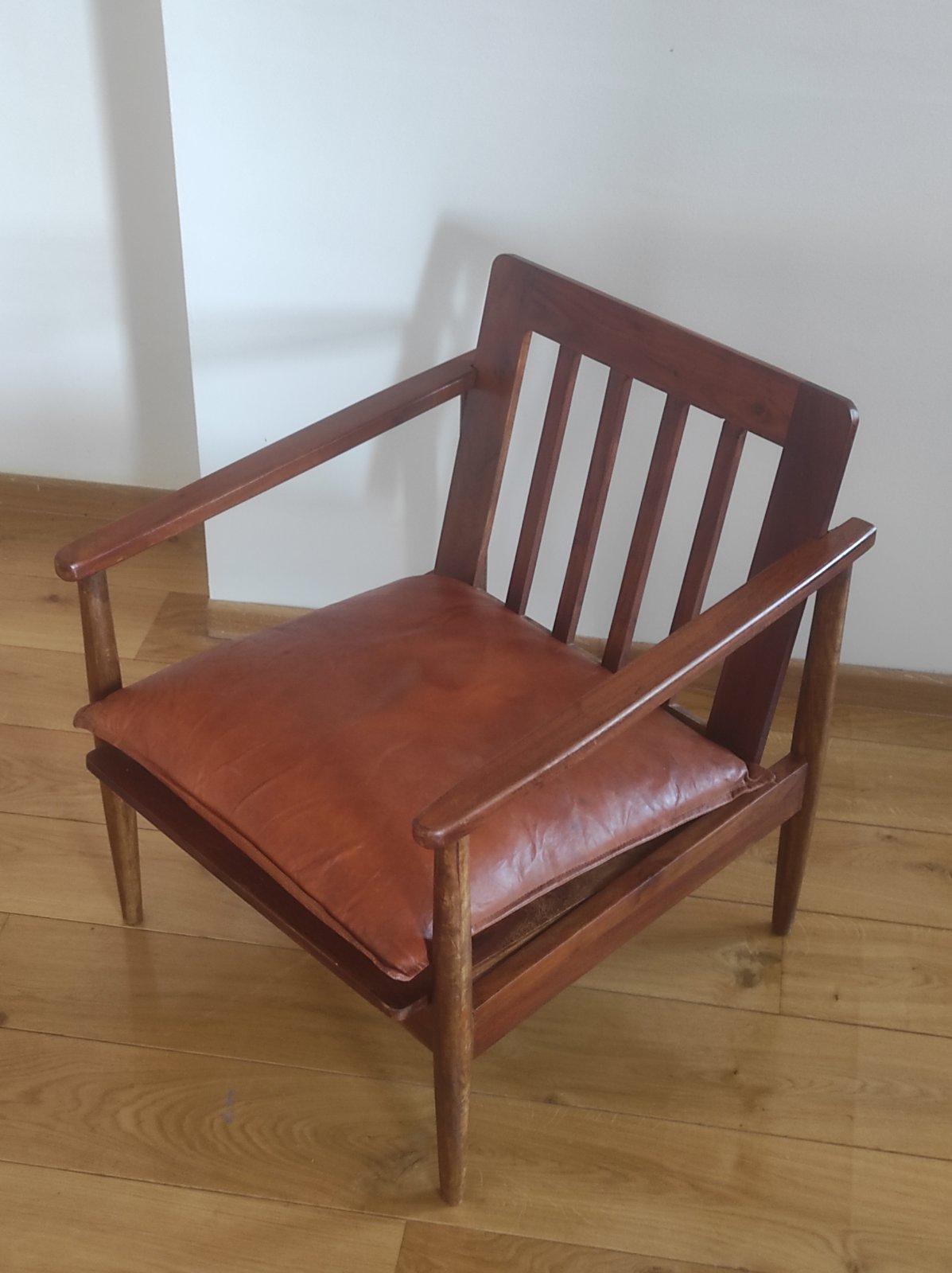 Vintage Scandinavian Walnut Longue Chair 1960s In Good Condition For Sale In Čelinac, BA