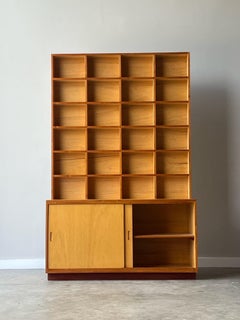 Vintage skandinavischen Wood Regal Display und Kabinett