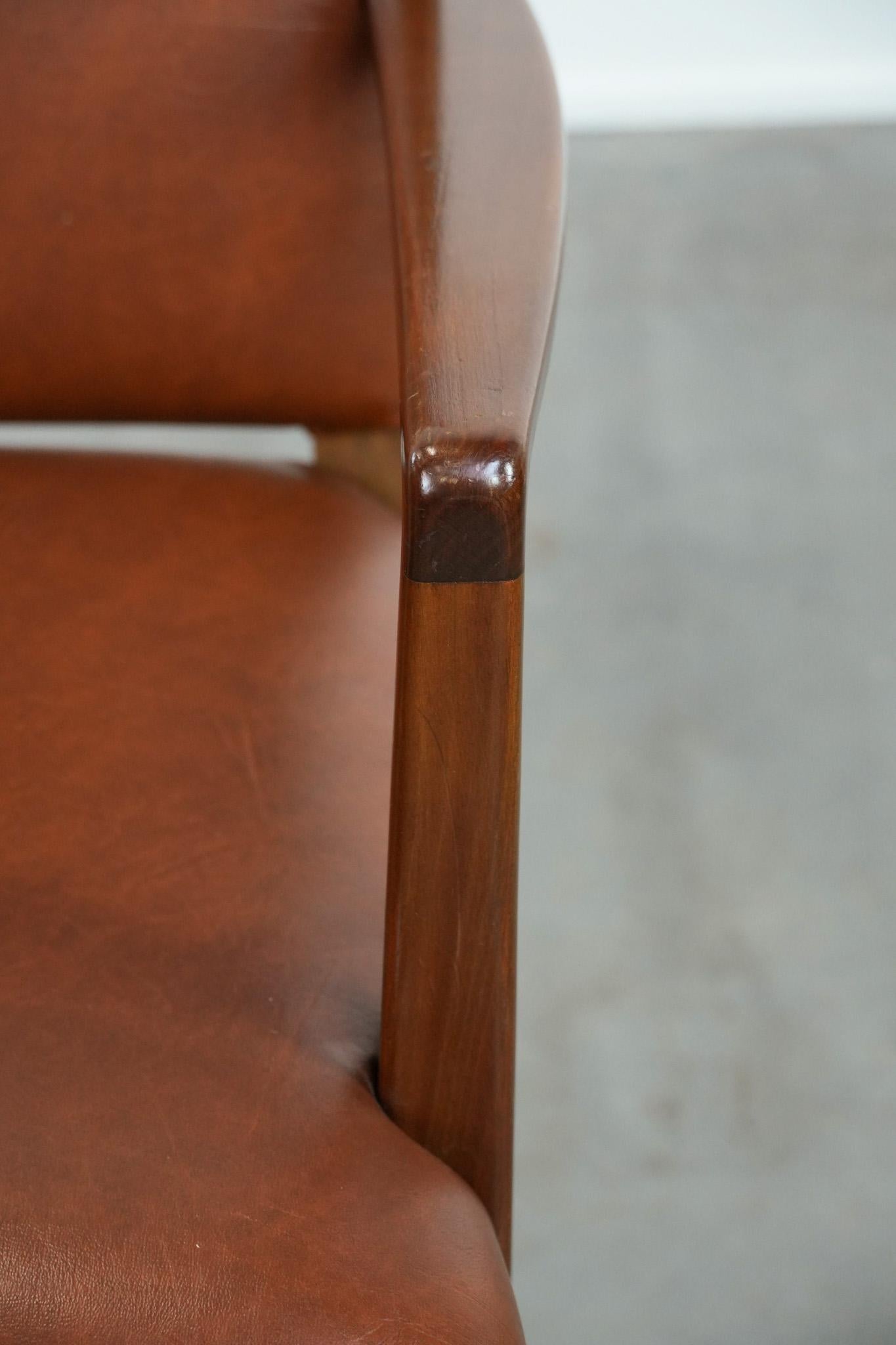 Vintage skandinavischen Holz und Kuhfell Seite / Schreibtisch / Stuhl aus den 60er / 70er Jahren im Angebot 2