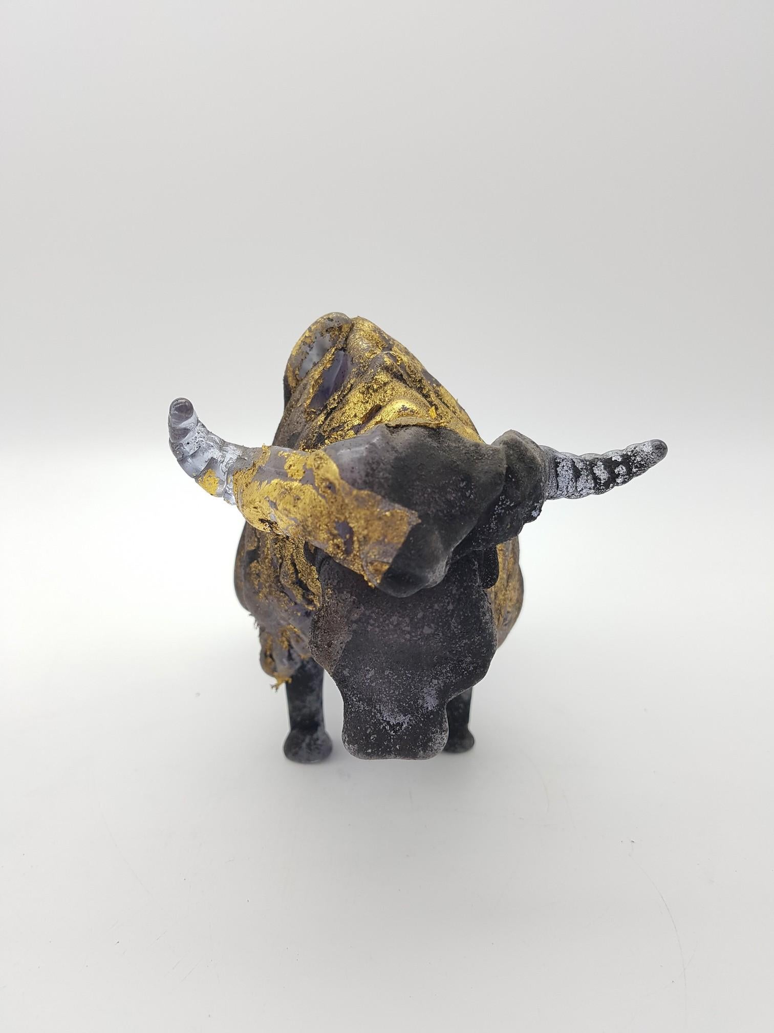 italien Vieux buffle en verre de Murano avec feuille d'or par Ermanno Nason à Cenedese
