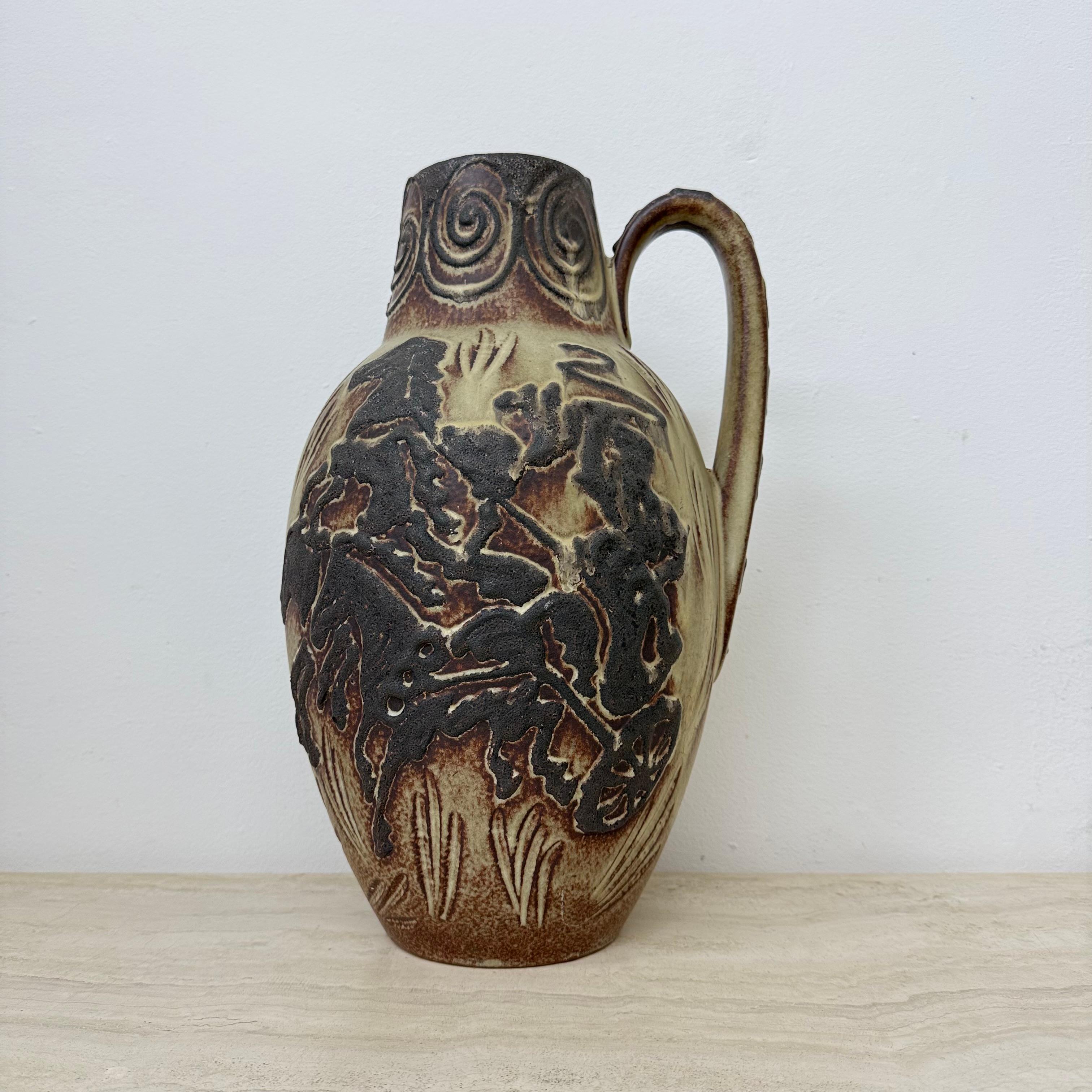 Vaso d'epoca Scheurich Germania Ovest con decorazione di cavalli, anni '70 in vendita 9
