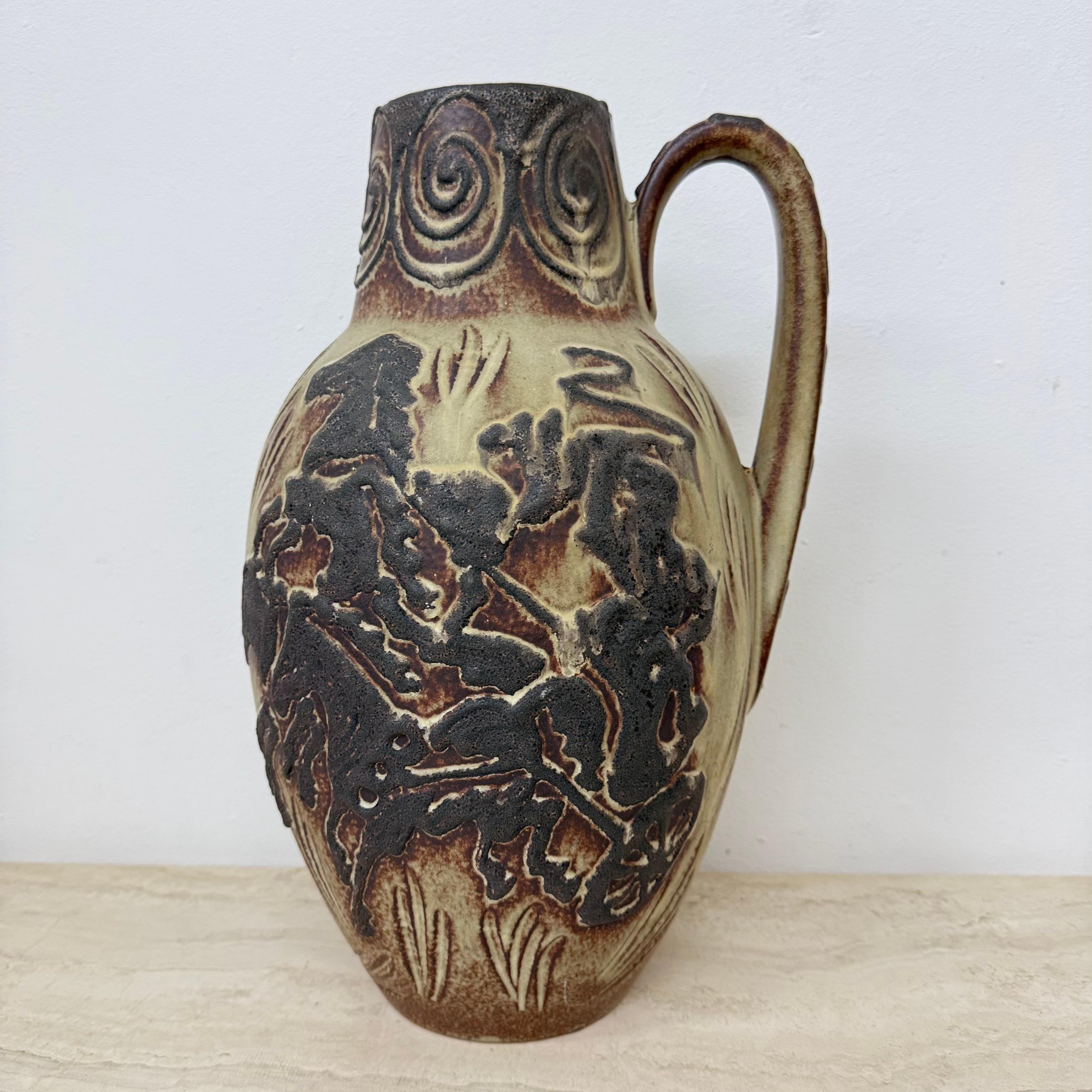 Vaso d'epoca Scheurich Germania Ovest con decorazione di cavalli, anni '70 in vendita 11