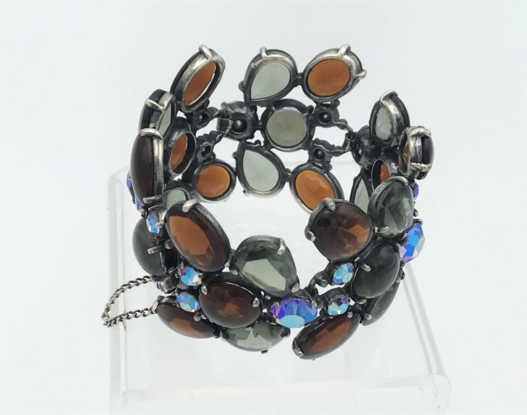 Vintage Schiaparelli bracelet, multi link, crystal  1950s, Italy In Excellent Condition For Sale In Stuttgart, DE