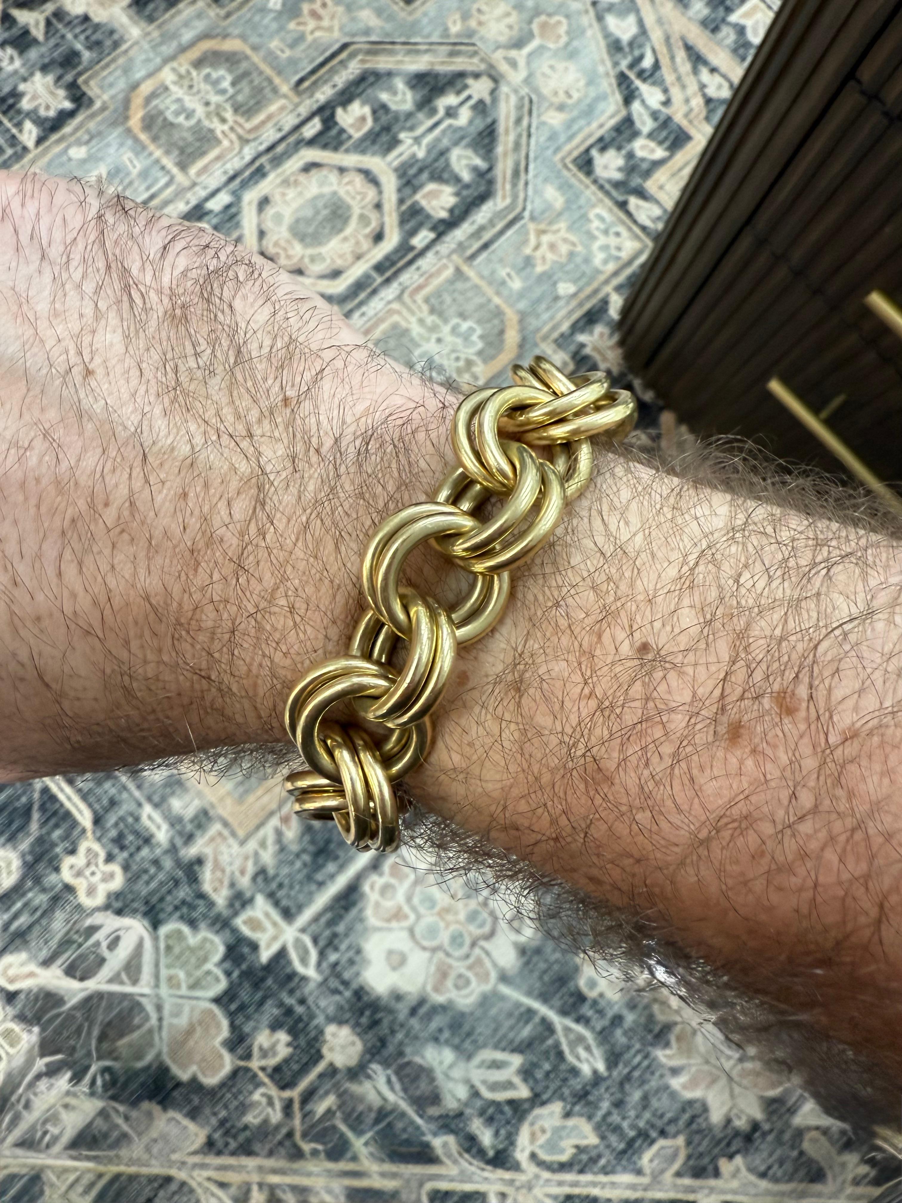 Vintage Schlumberger for Tiffany & Co., Bull Swivel Bracelet 18K Yellow Gold For Sale 1