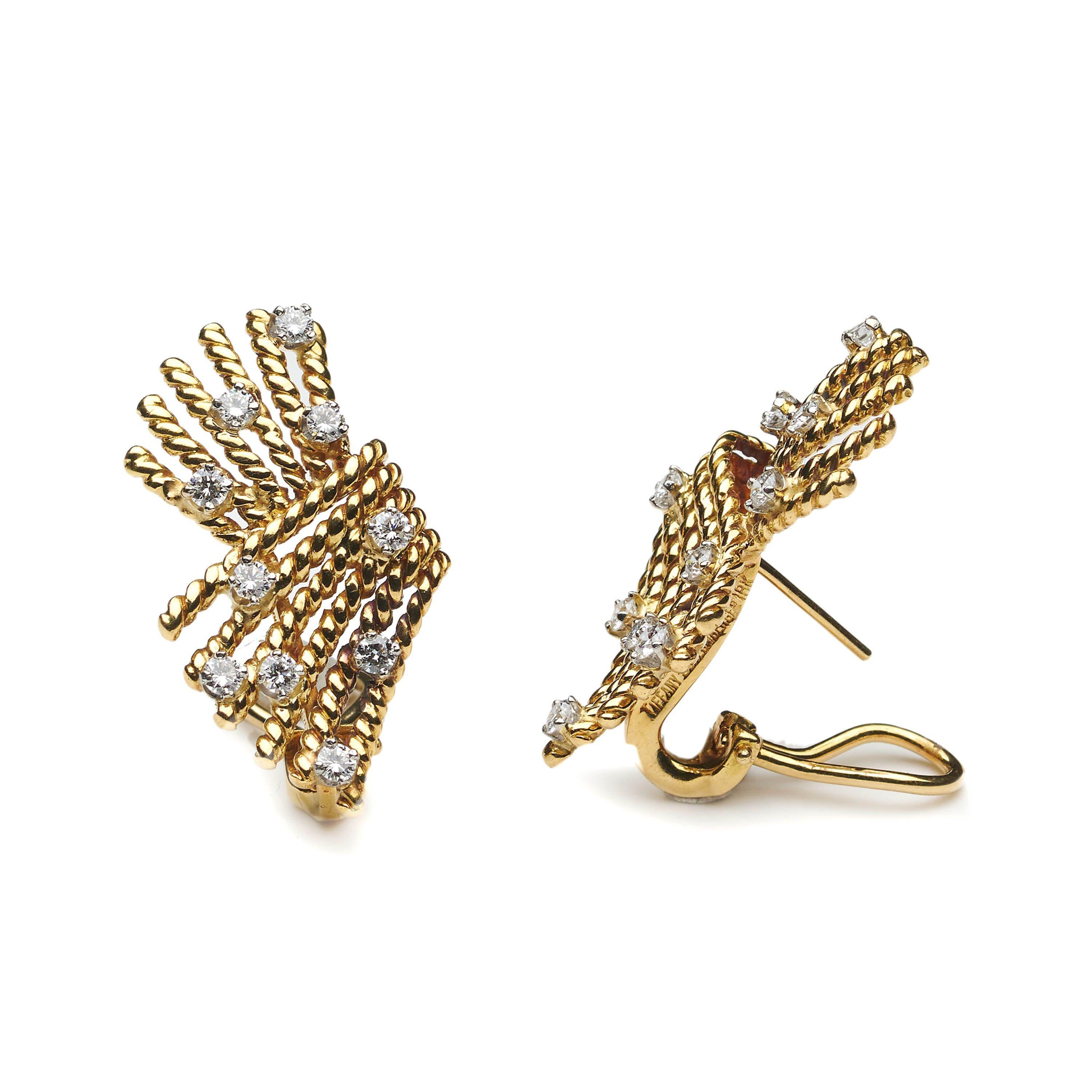 Schlumberger pour Tiffany & Co. Boucles d'oreilles « V-Rope » en diamants, vers 1980 Bon état - En vente à London, GB