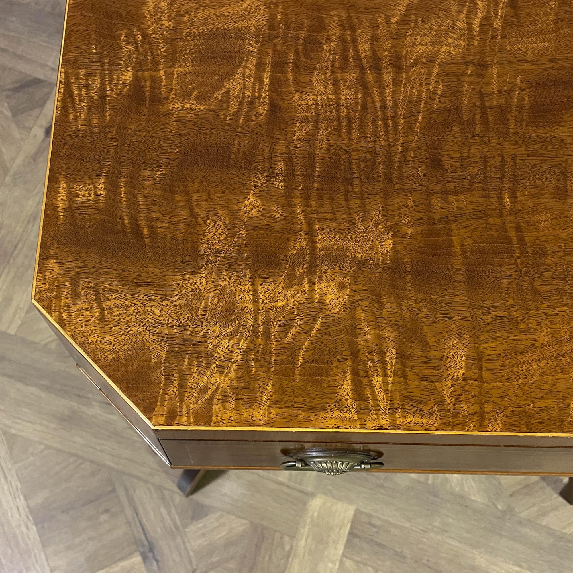 20th Century Vintage Schmieg and Kotzian End Table For Sale