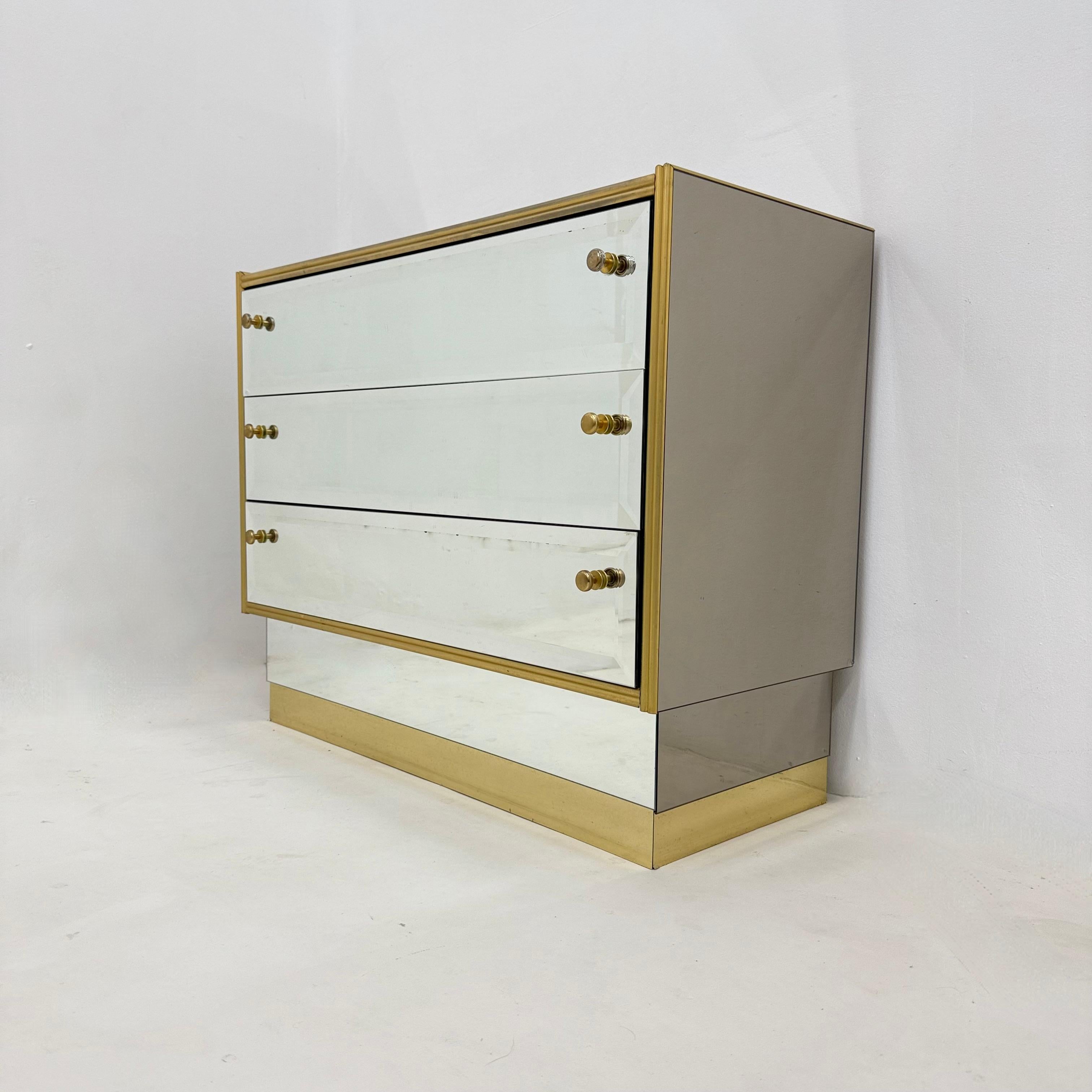 Cómoda vintage con espejo Schöninger, años 70 Alemán en venta
