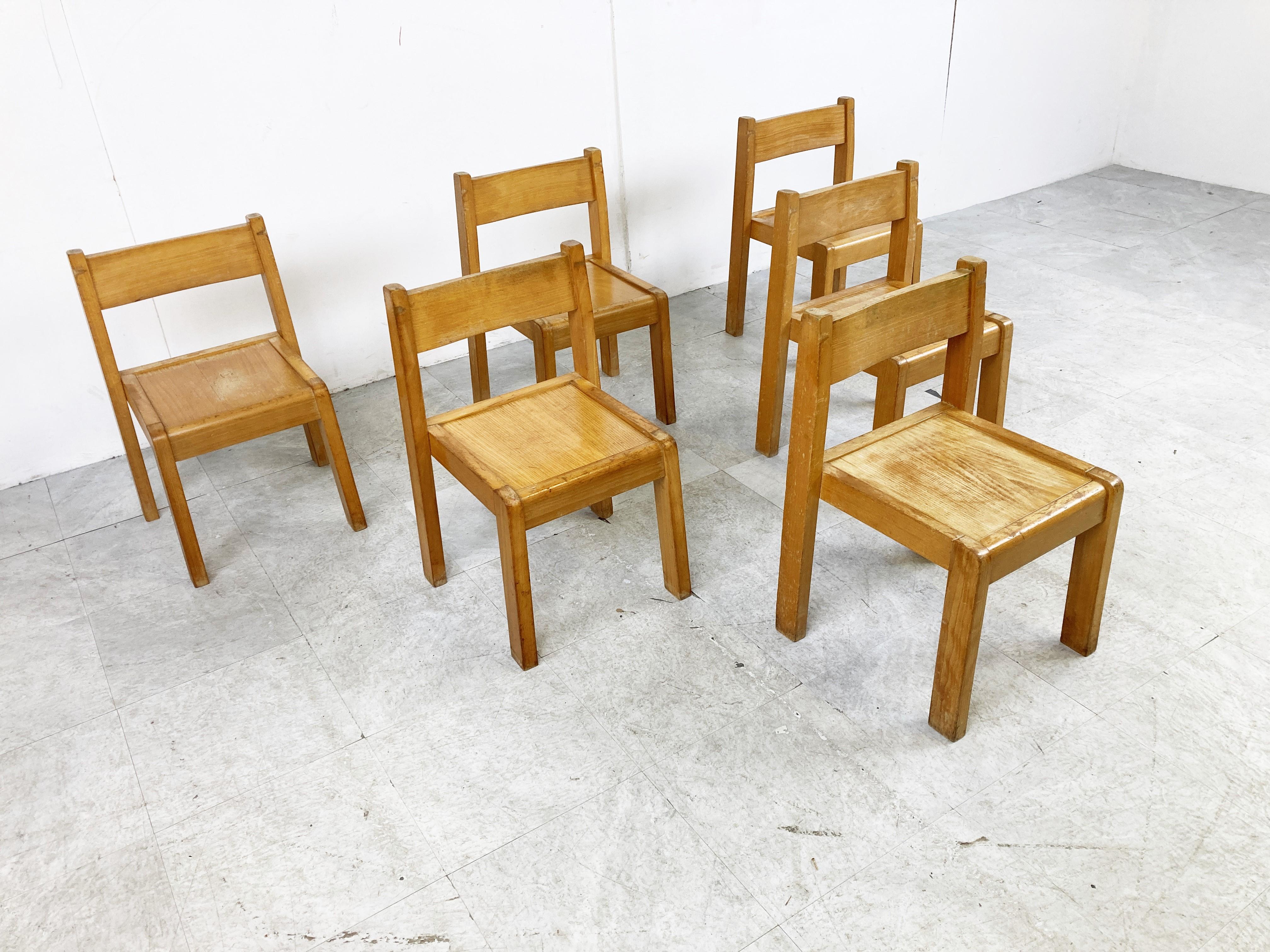 school chairs wood