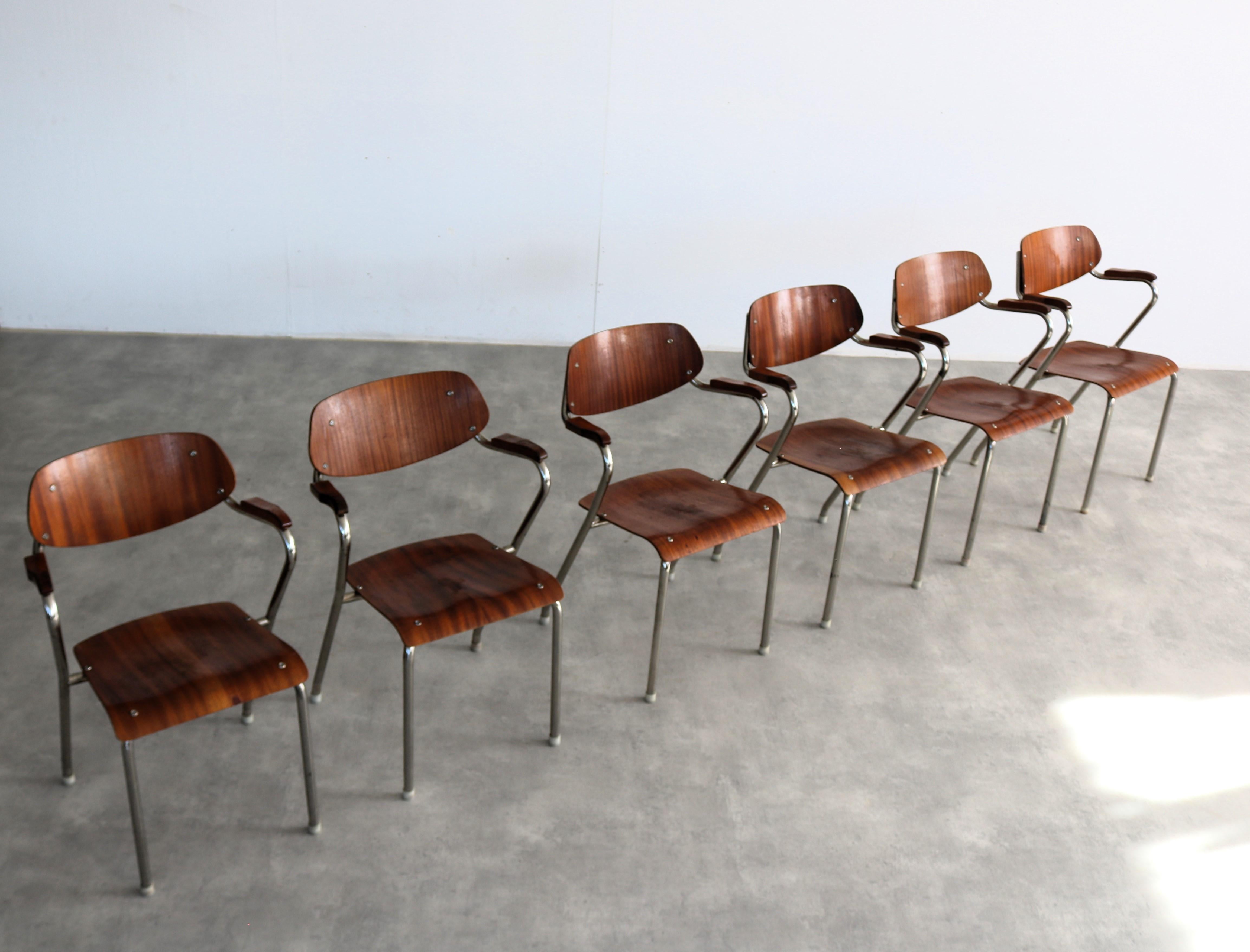alte Schulstühle  Stapelstühle  Stühle  Schweden im Angebot 8