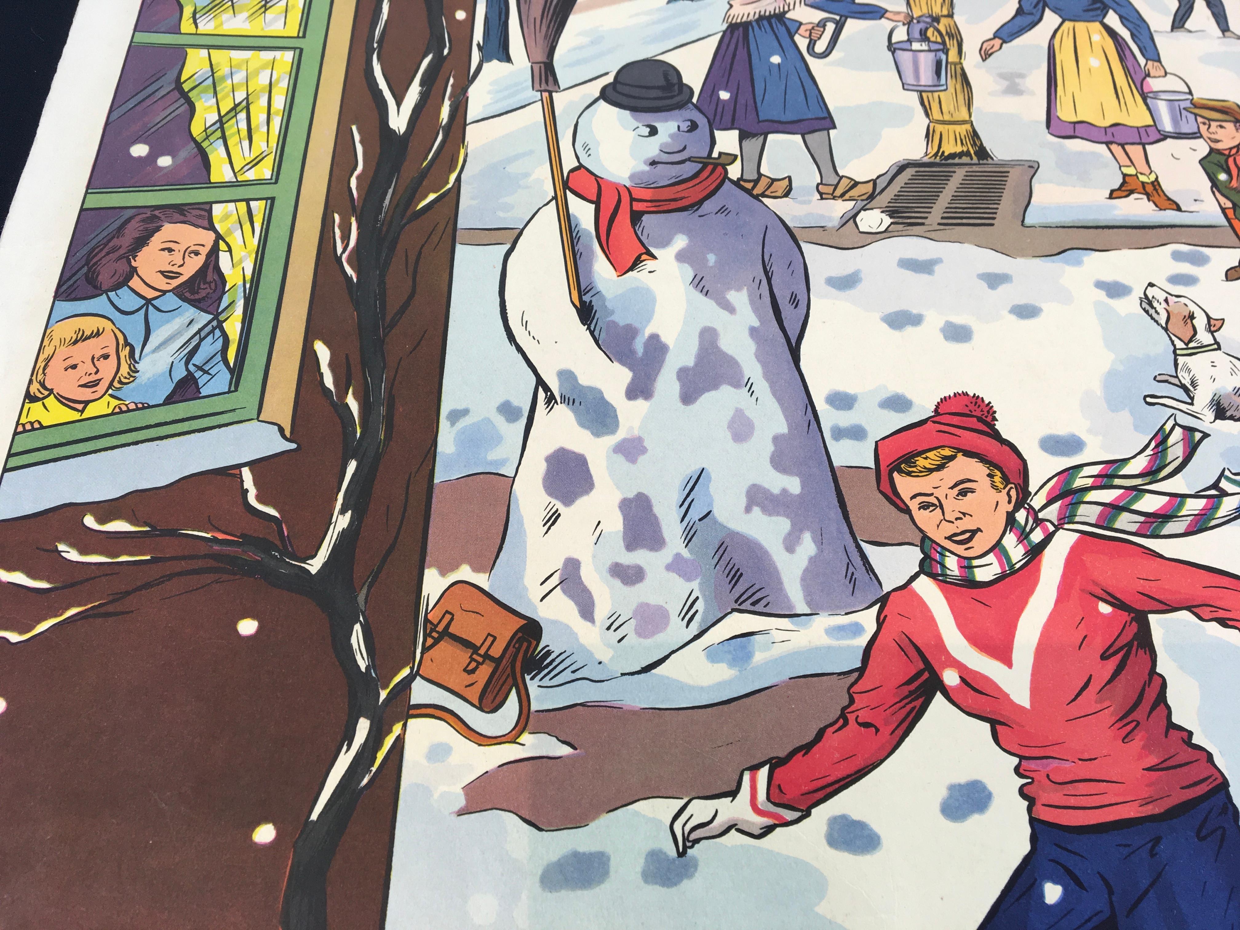 Vintage Schulplakat - Schulkarte beim Spielen im Schnee - Schneespaß im Dorf. Ein schönes Schulposter mit tollen Farben und Details von Rossignol Frankreich.  Das Dorf ist schneebedeckt, und die Kinder spielen und vergnügen sich im Schnee, bauen