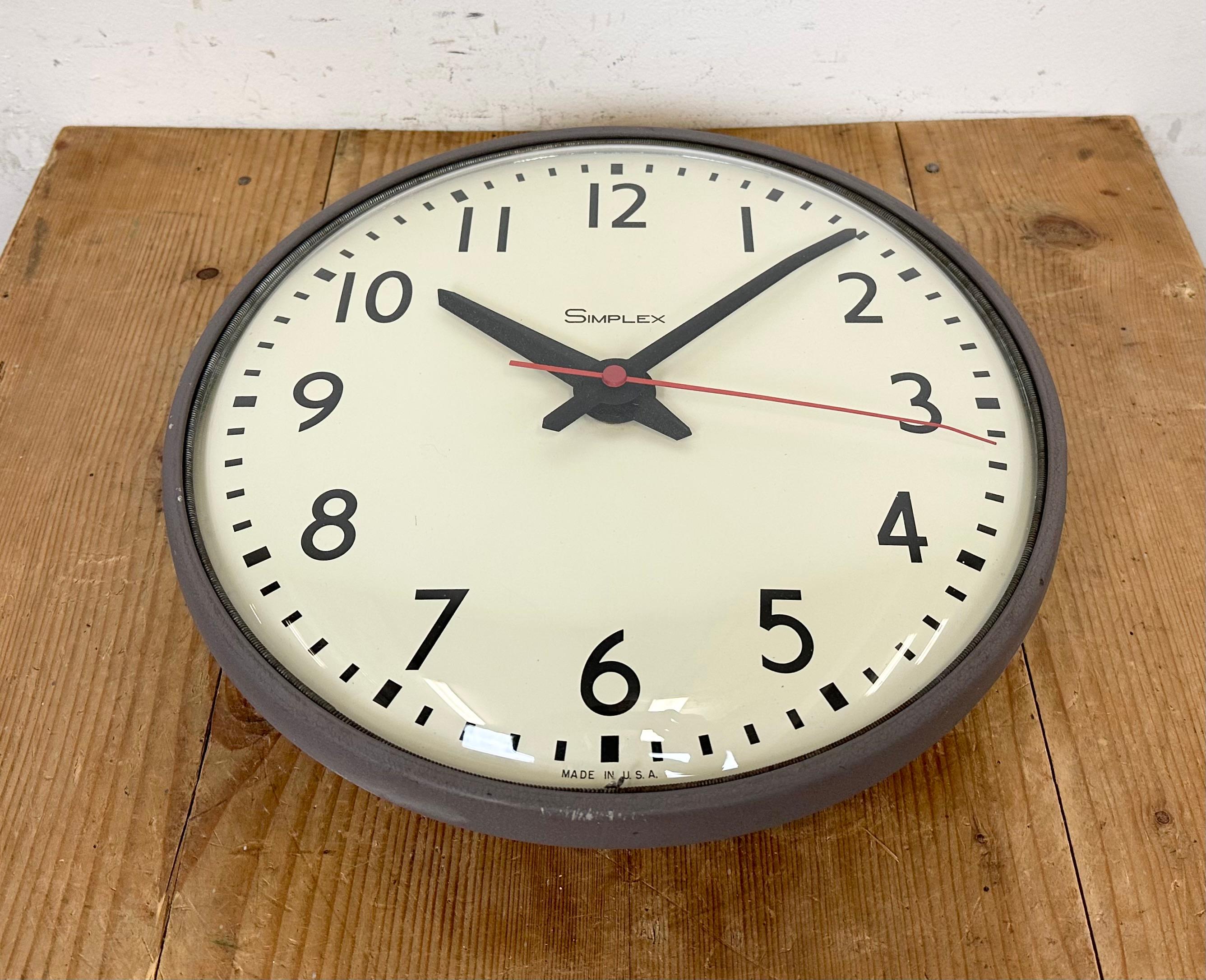Horloge murale d'école vintage de Simplex, années 1970 1