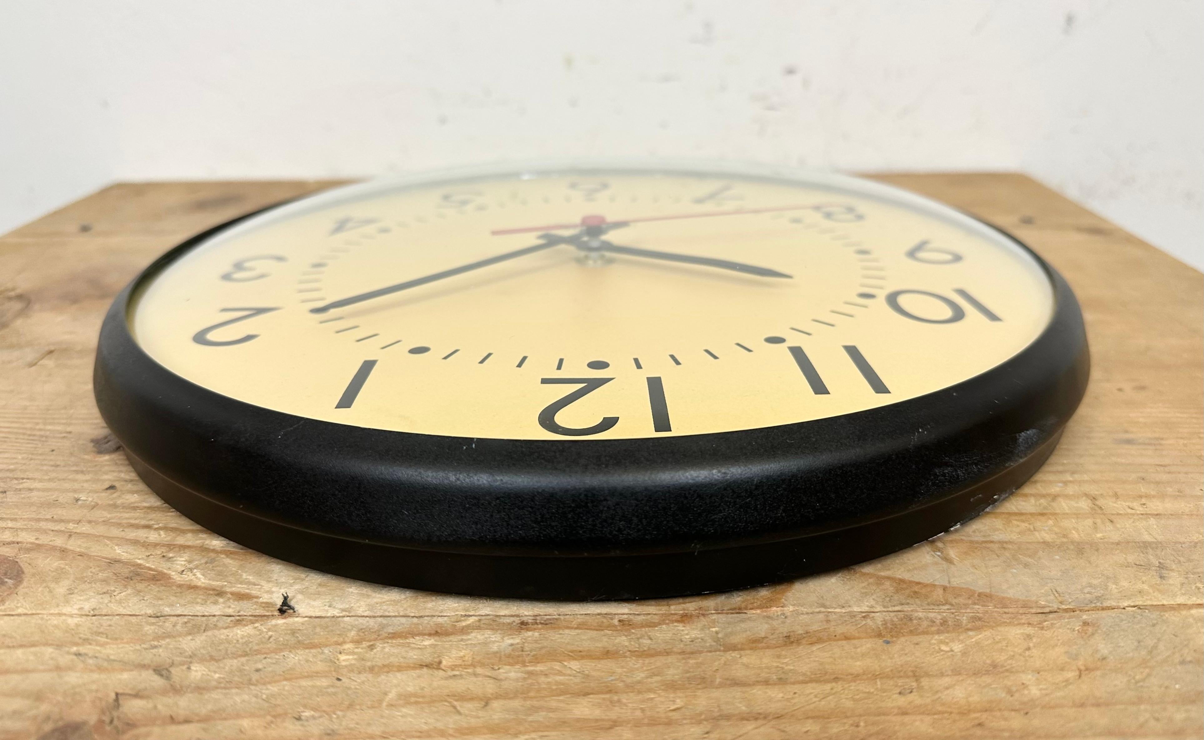 Vintage School Wall Clock from Standard Electric, 1970s 4