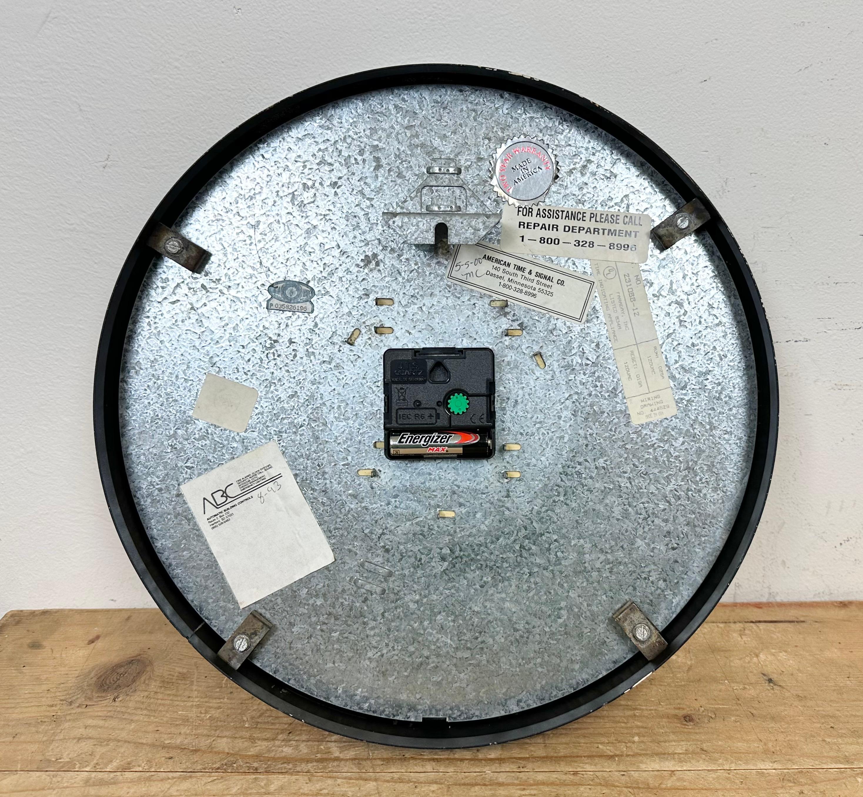 Vintage School Wall Clock from Standard Electric, 1970s 7