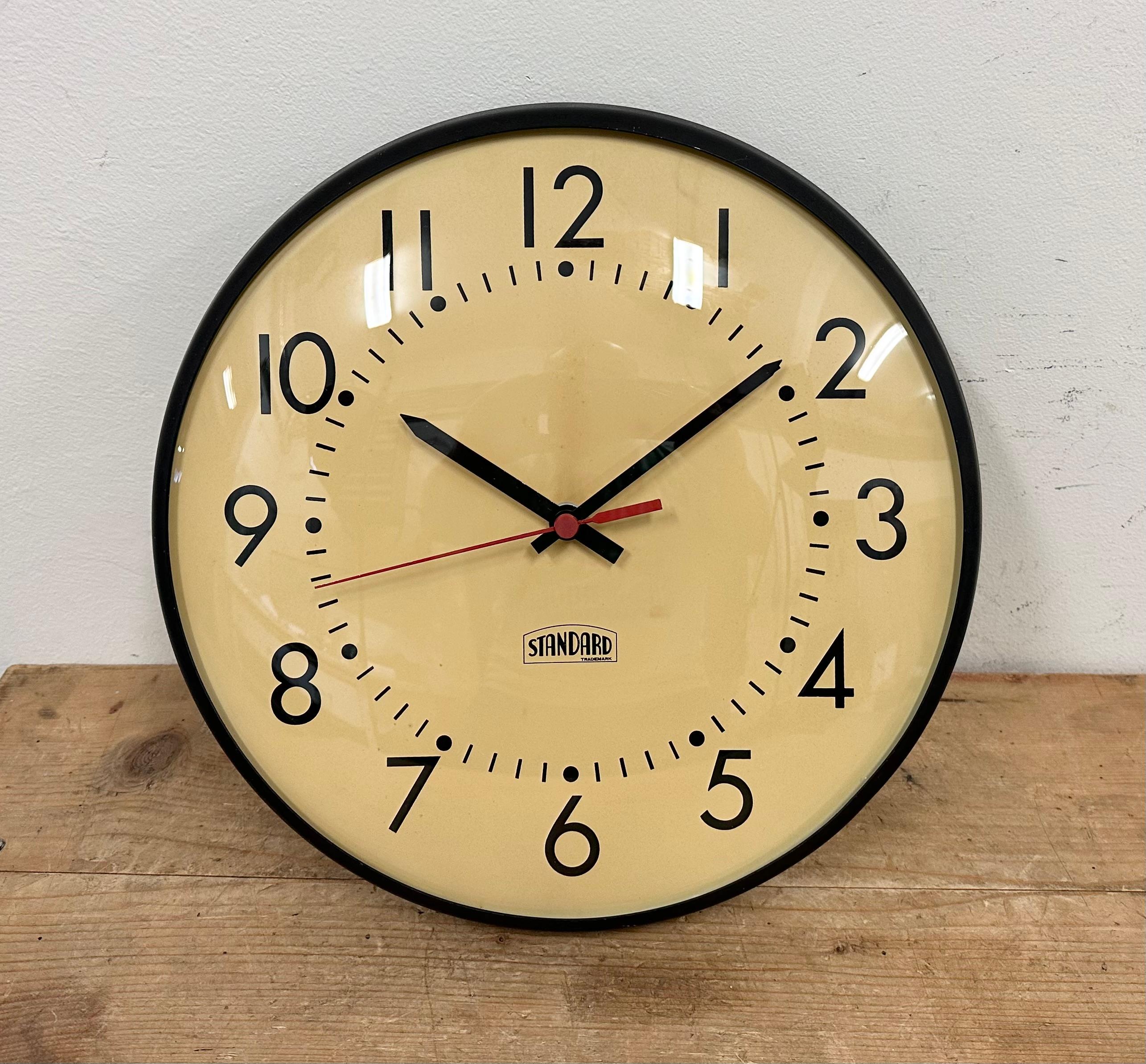 Vintage School Wall Clock from Standard Electric, 1970s In Good Condition In Kojetice, CZ