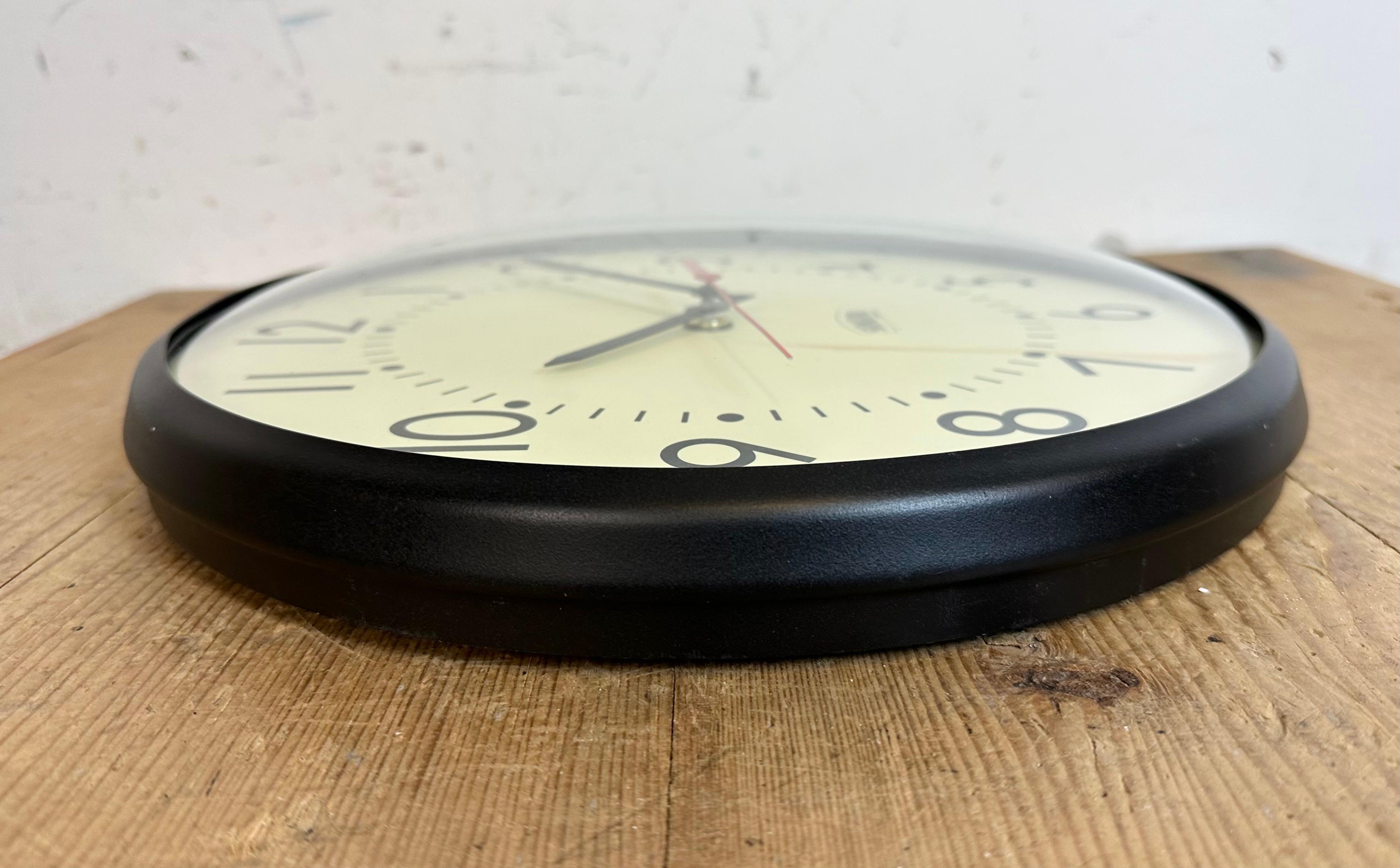 Vintage School Wall Clock from Standard Electric, 1980s 5