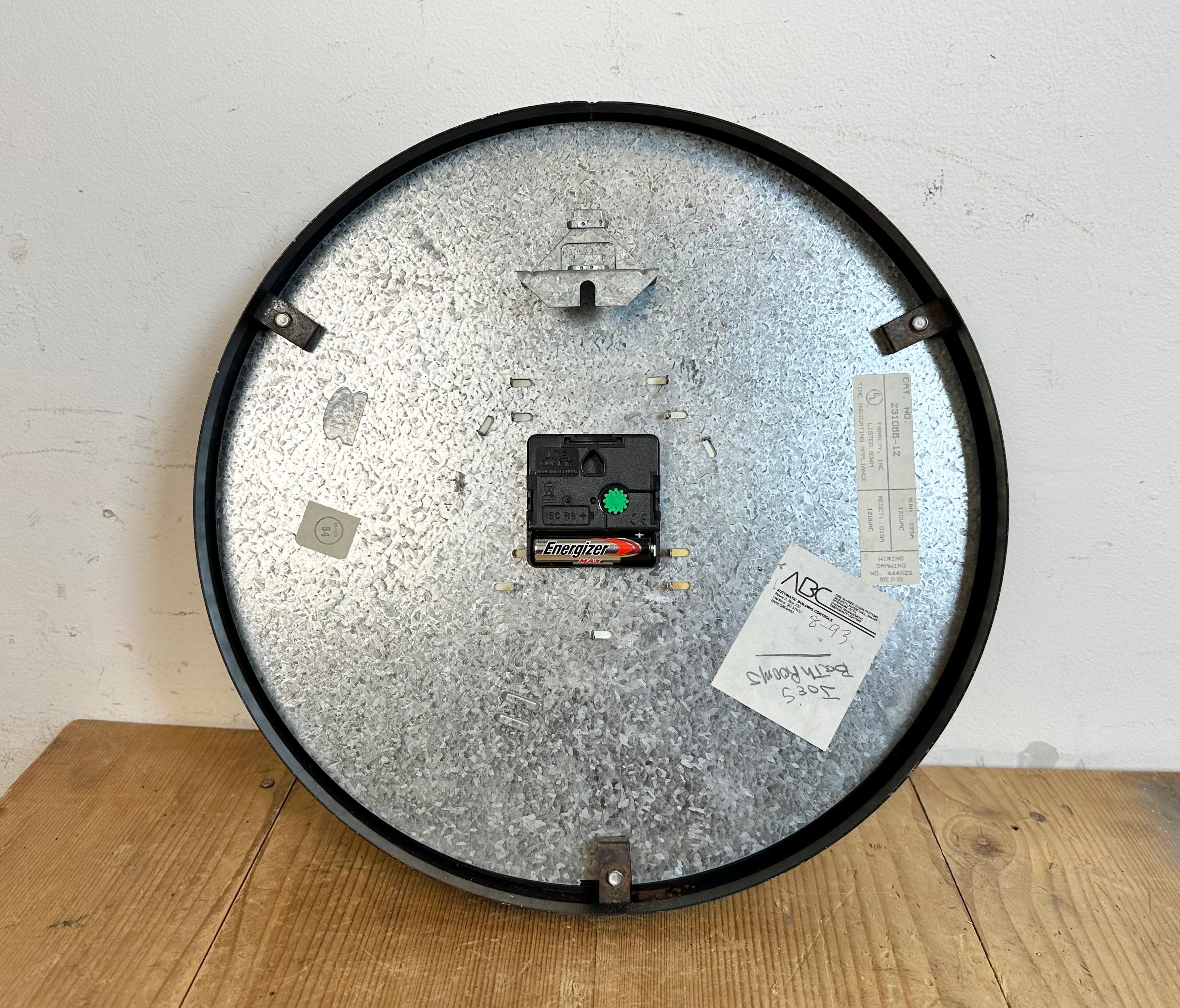 Vintage School Wall Clock from Standard Electric, 1980s 6