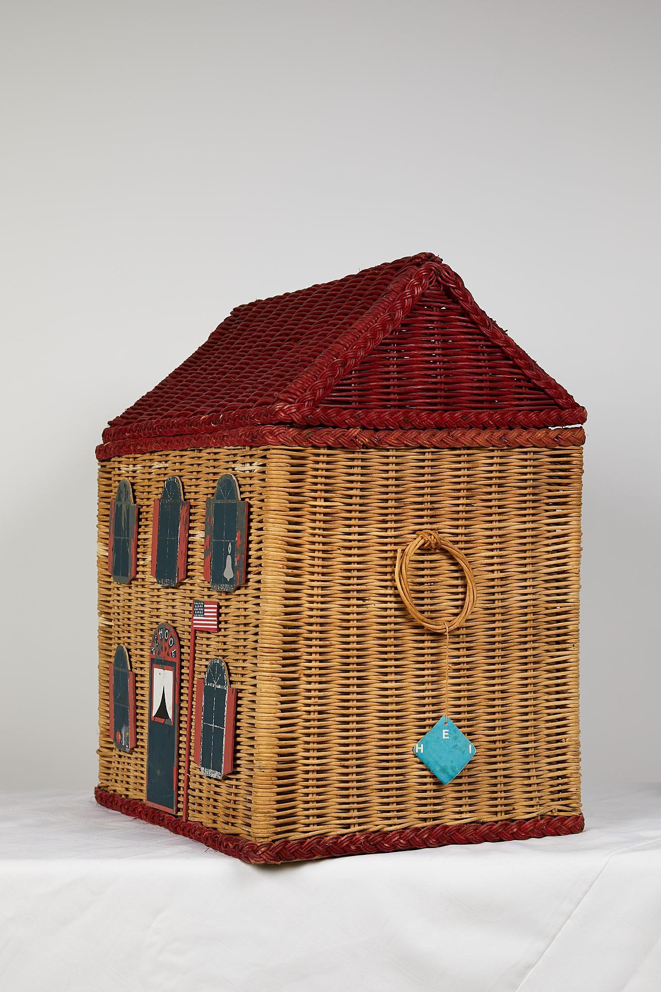 house shaped hamper