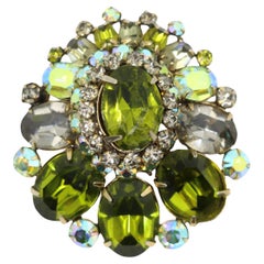 Vintage Schreiner Gold Tone Green Crystal Rhinestone Brooch