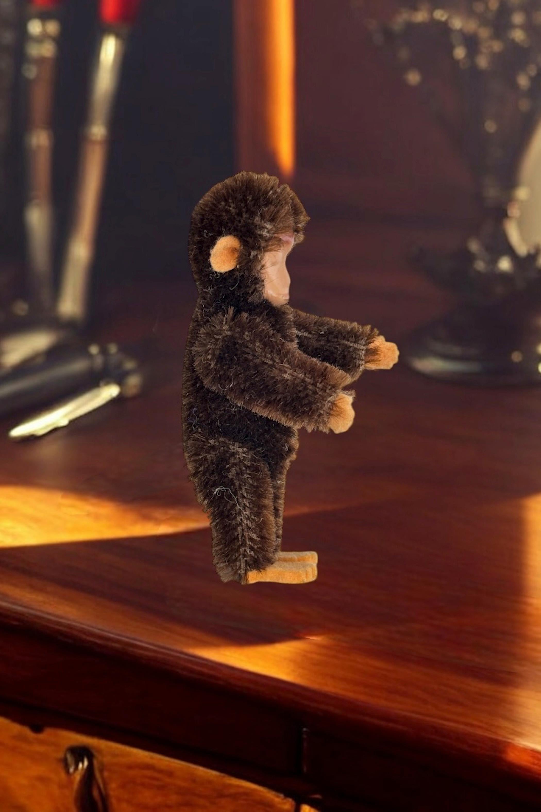 Miniatura Schuco in mohair con faccia di metallo, giocattolo Germania anni '50 in vendita 5