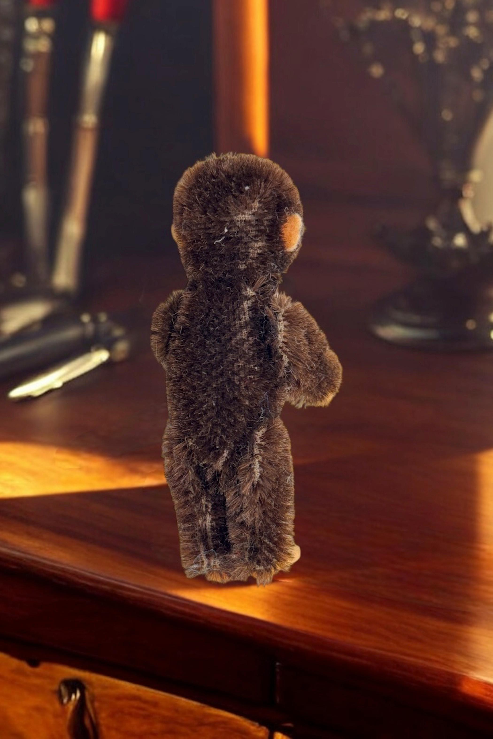 Miniatura Schuco in mohair con faccia di metallo, giocattolo Germania anni '50 in vendita 6