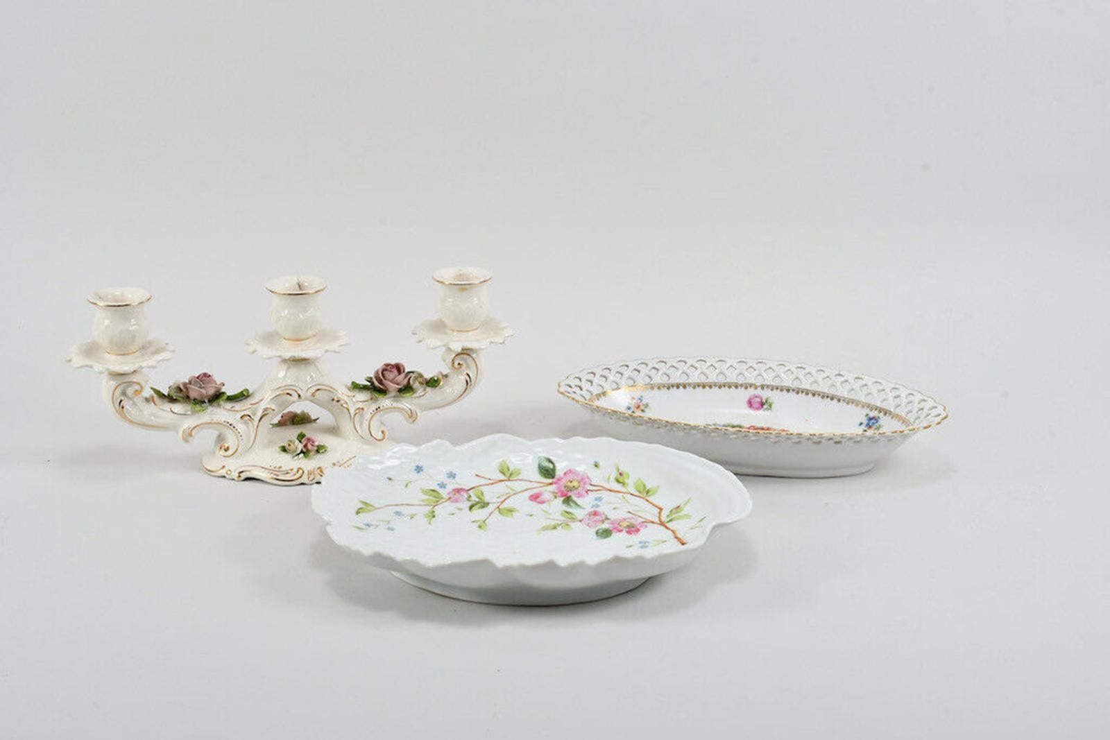 Vintage Schumann Arzberg Porcelain Bowls and Chandelier Set, Leuchther Bestoßen For Sale 5