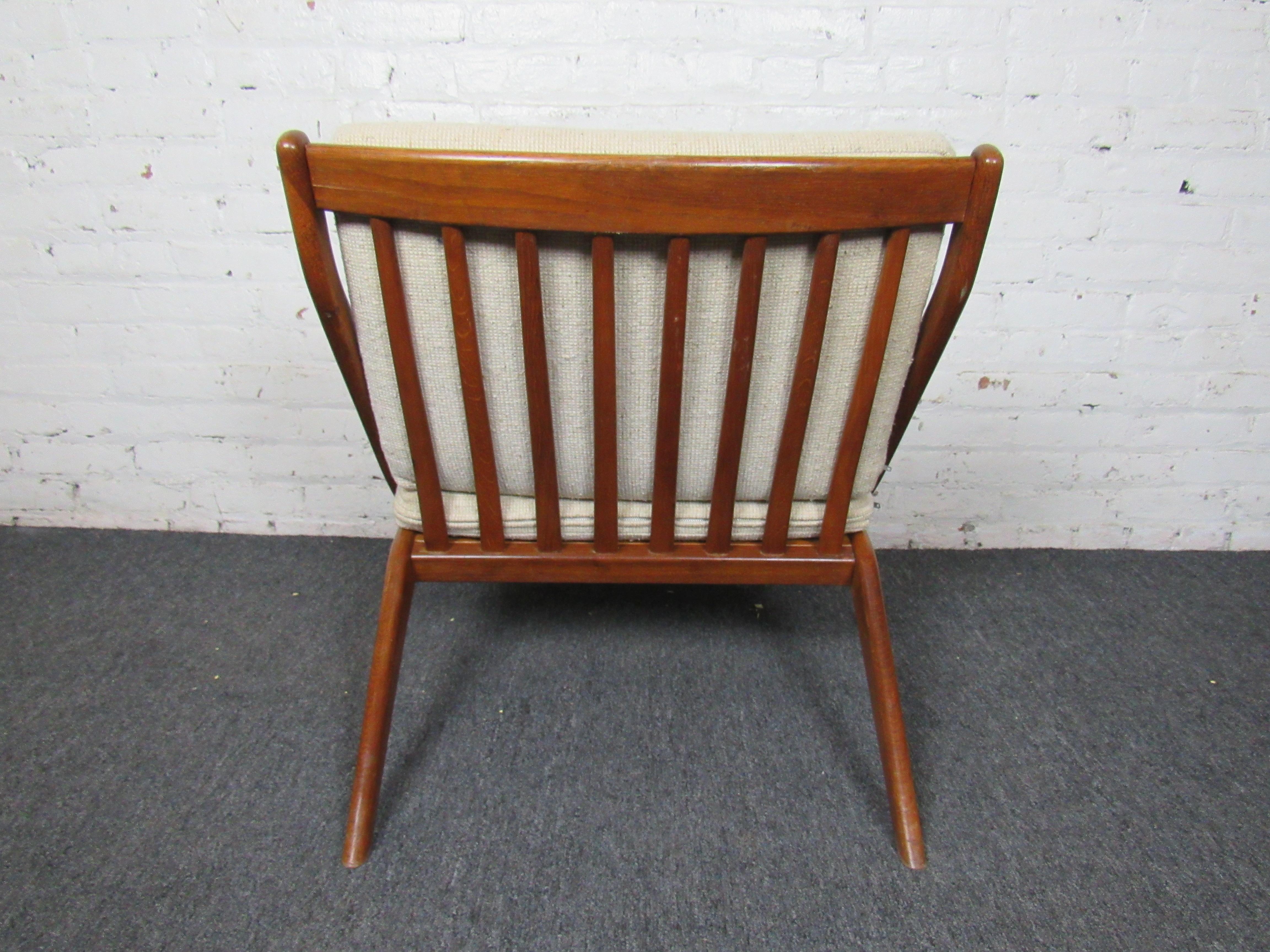 Vintage Scissor Chair by Dux of Sweden In Good Condition In Brooklyn, NY