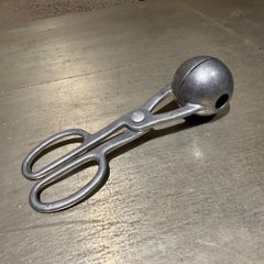 Vintage-Fruchtbutterformer im Scherendesign in Form eines Fleischbällchens, Mitte des Jahrhunderts, Japan