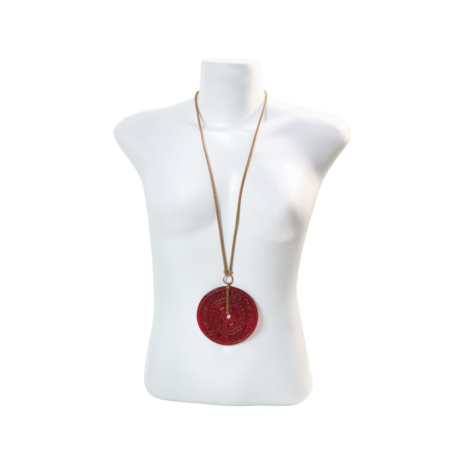 Vintage Scooter Paris  Red Resin Astrological Disc Necklace Circa 1980s In Good Condition For Sale In New York, NY