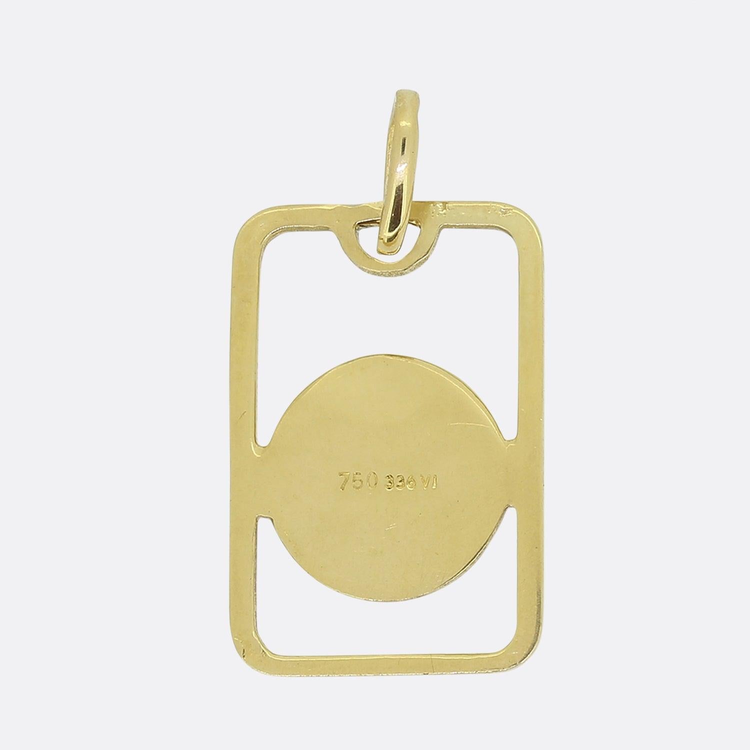 Here we have a classically designed 18ct yellow gold tag pendant. This piece showcases an expertly crafted depiction of a scorpion; the principle symbol of the Scorpio zodiac sign. 

Condition: Used (Very Good)
Total Weight: 3.0 grams
Dimensions: