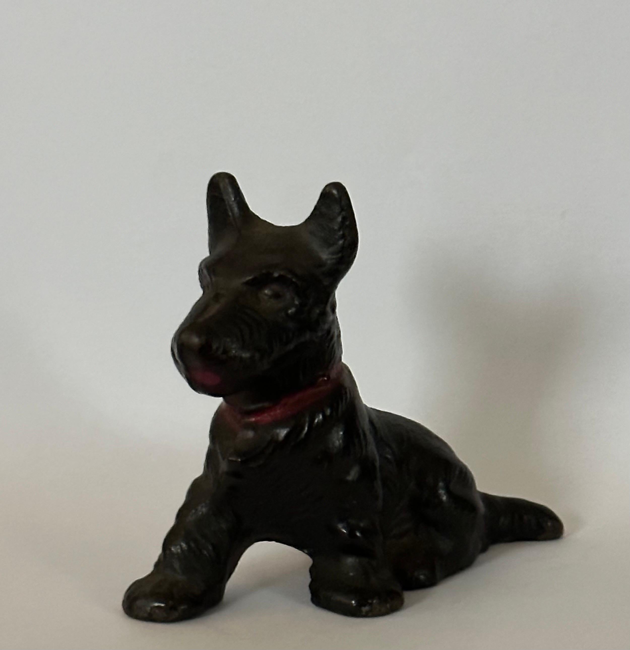 20th Century Vintage Scottie Dog Cast Iron Paperweight For Sale