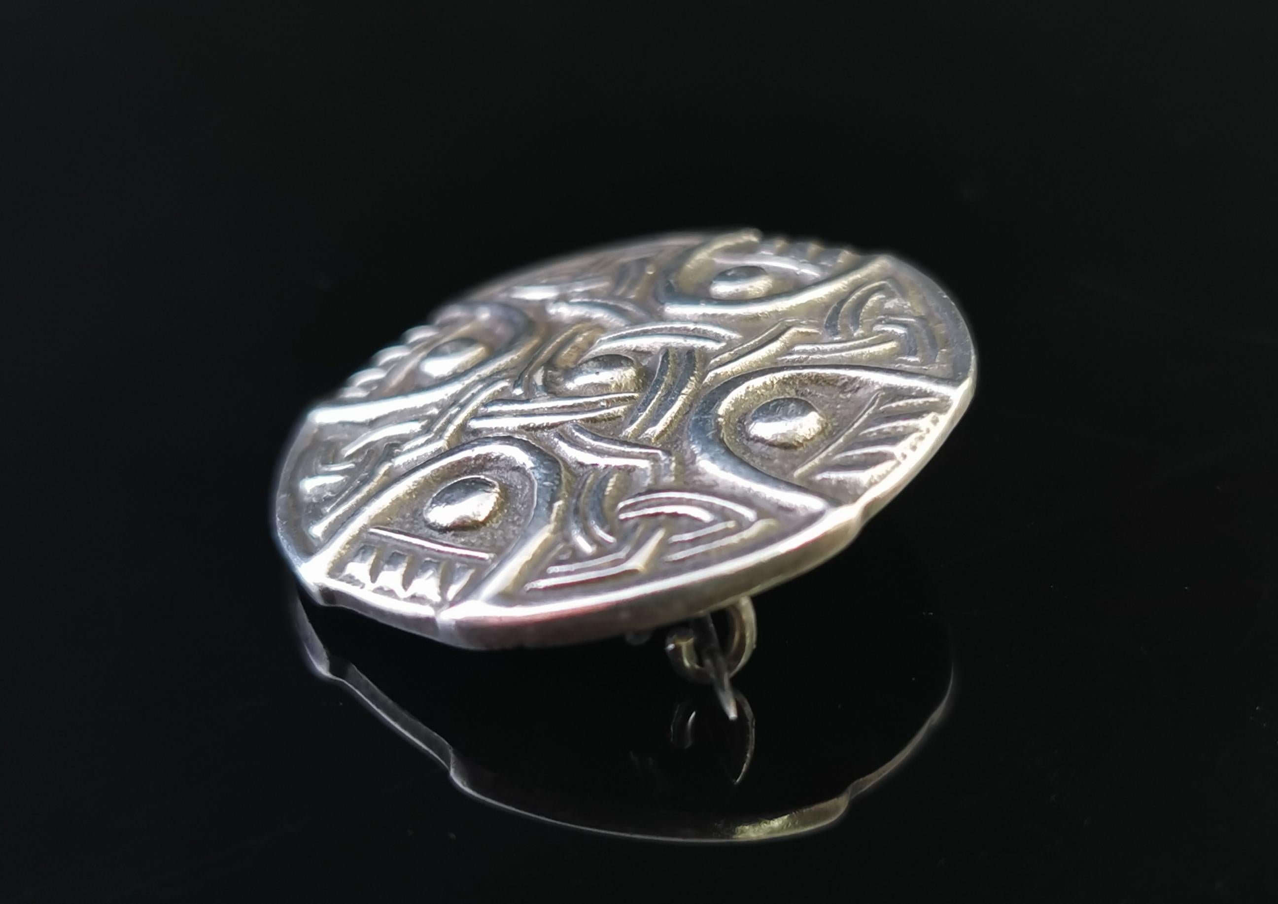 Women's or Men's Vintage Scottish Silver Celtic Knot Brooch