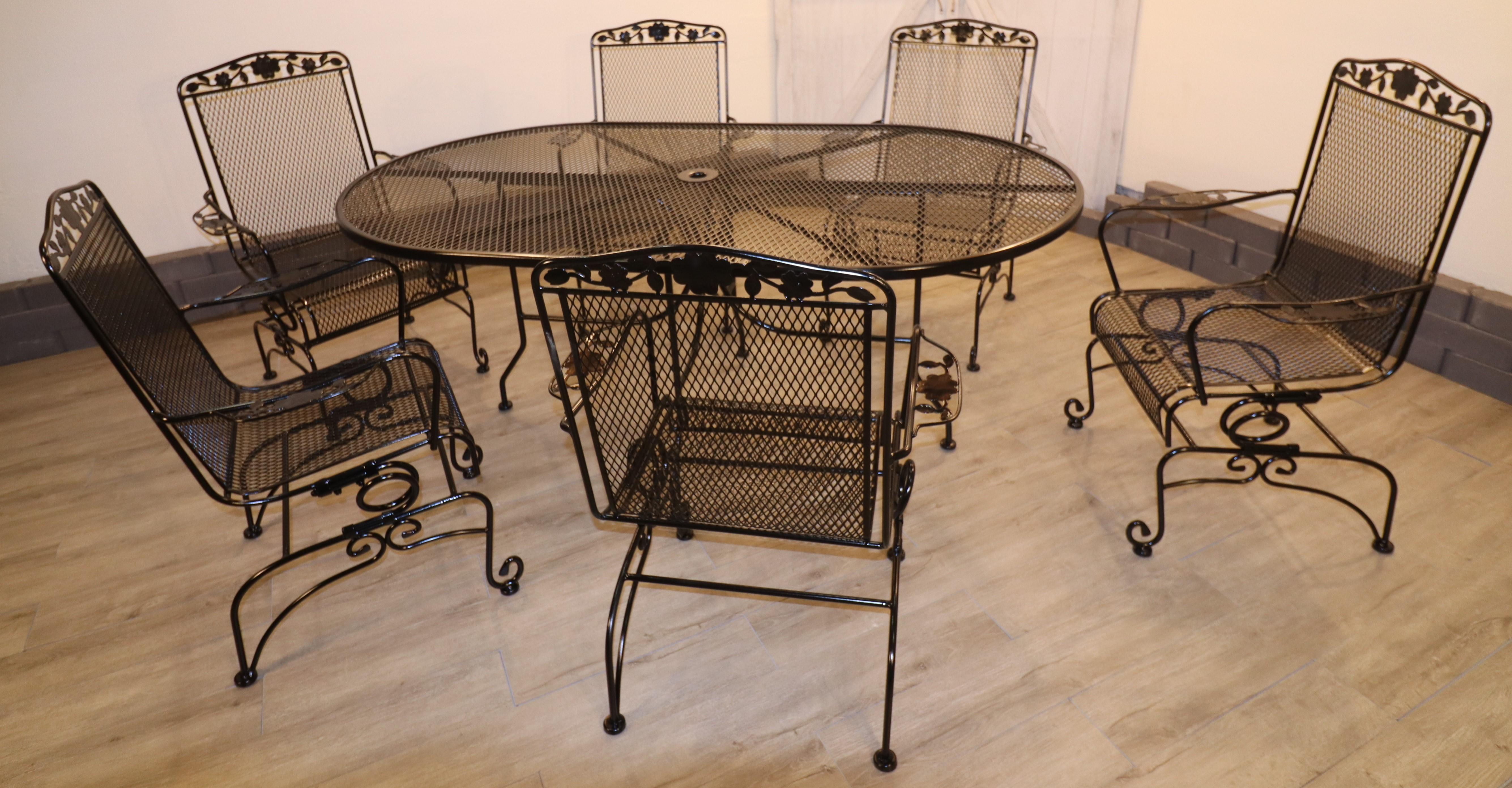 Welded Vintage Scroll Footed Wrought Iron Family Patio Set For Sale