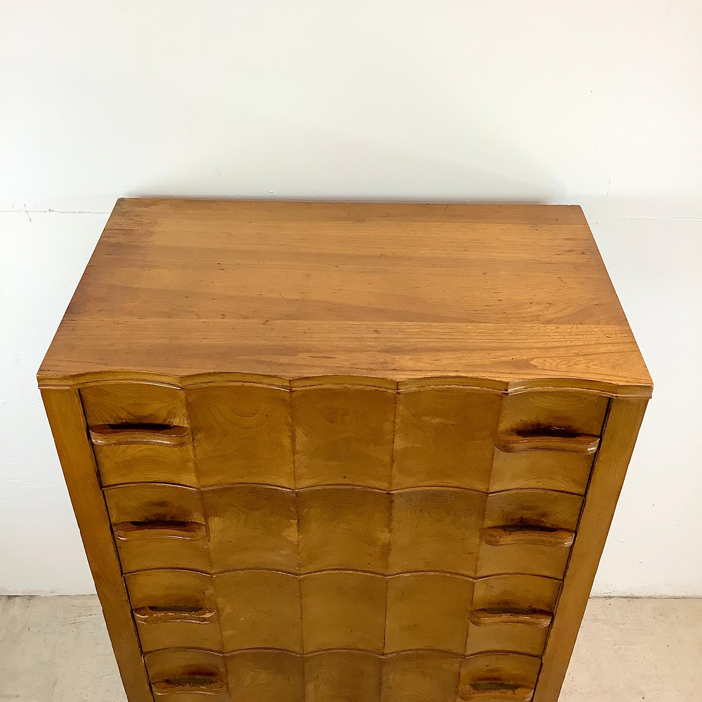 Vintage Sculpted Front Art Deco Highboy Dresser In Distressed Condition In Trenton, NJ