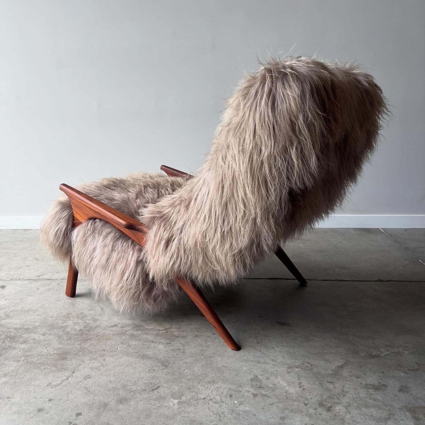 Vintage Sculpted Walnut Lounge and Ottoman, New Shearling Upholstery In Good Condition For Sale In Raleigh, NC
