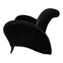 Sedia scultorea vintage Art Deco Club Lounge Chair in velluto nero