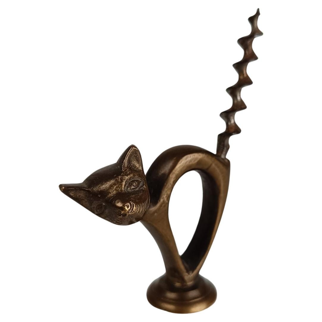 Cavatappi scultoreo d
epoca in bronzo a forma di gatto in vendita