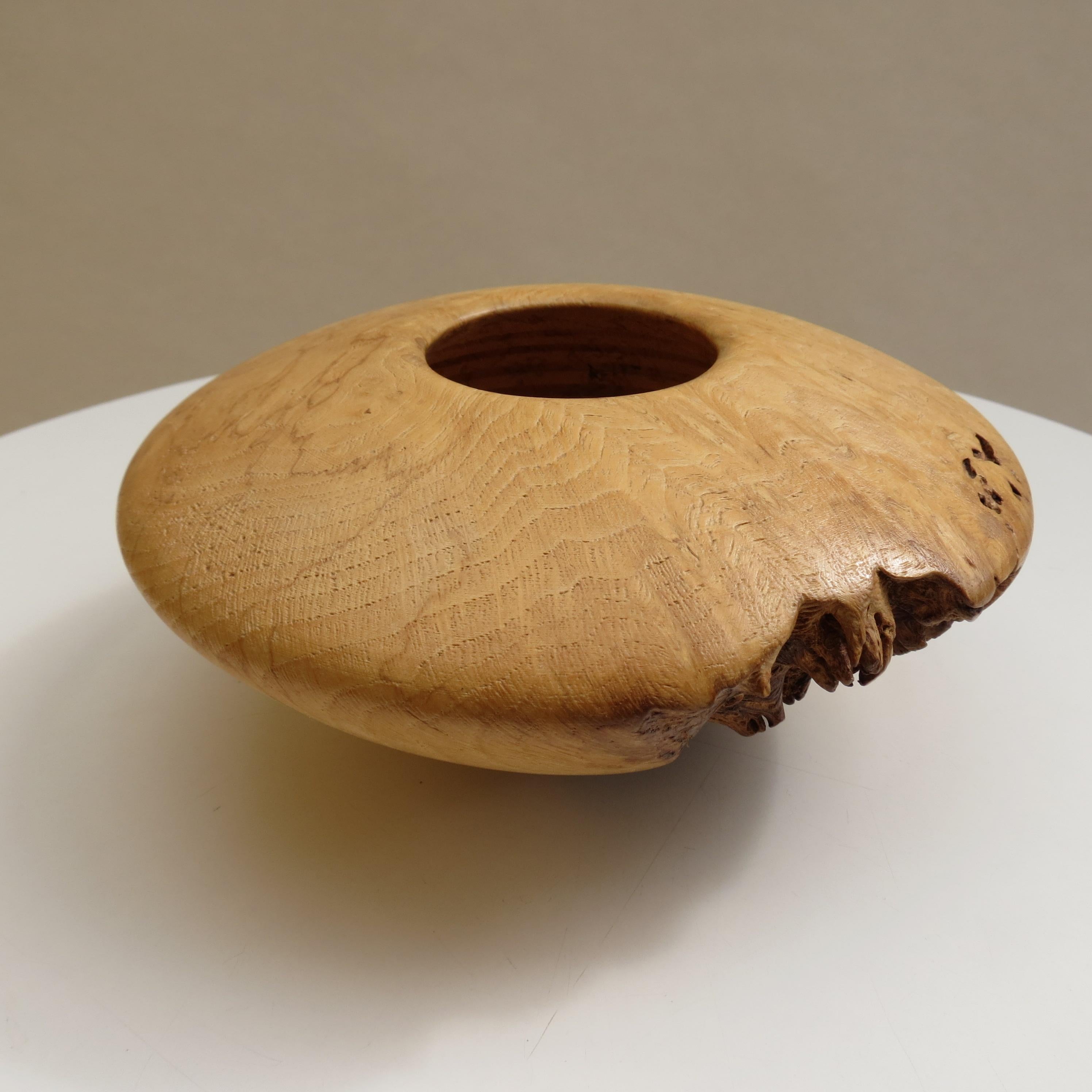 English Vintage Sculptural Burr Oak Pot Bowl by Mike Scott 'Chai' For Sale