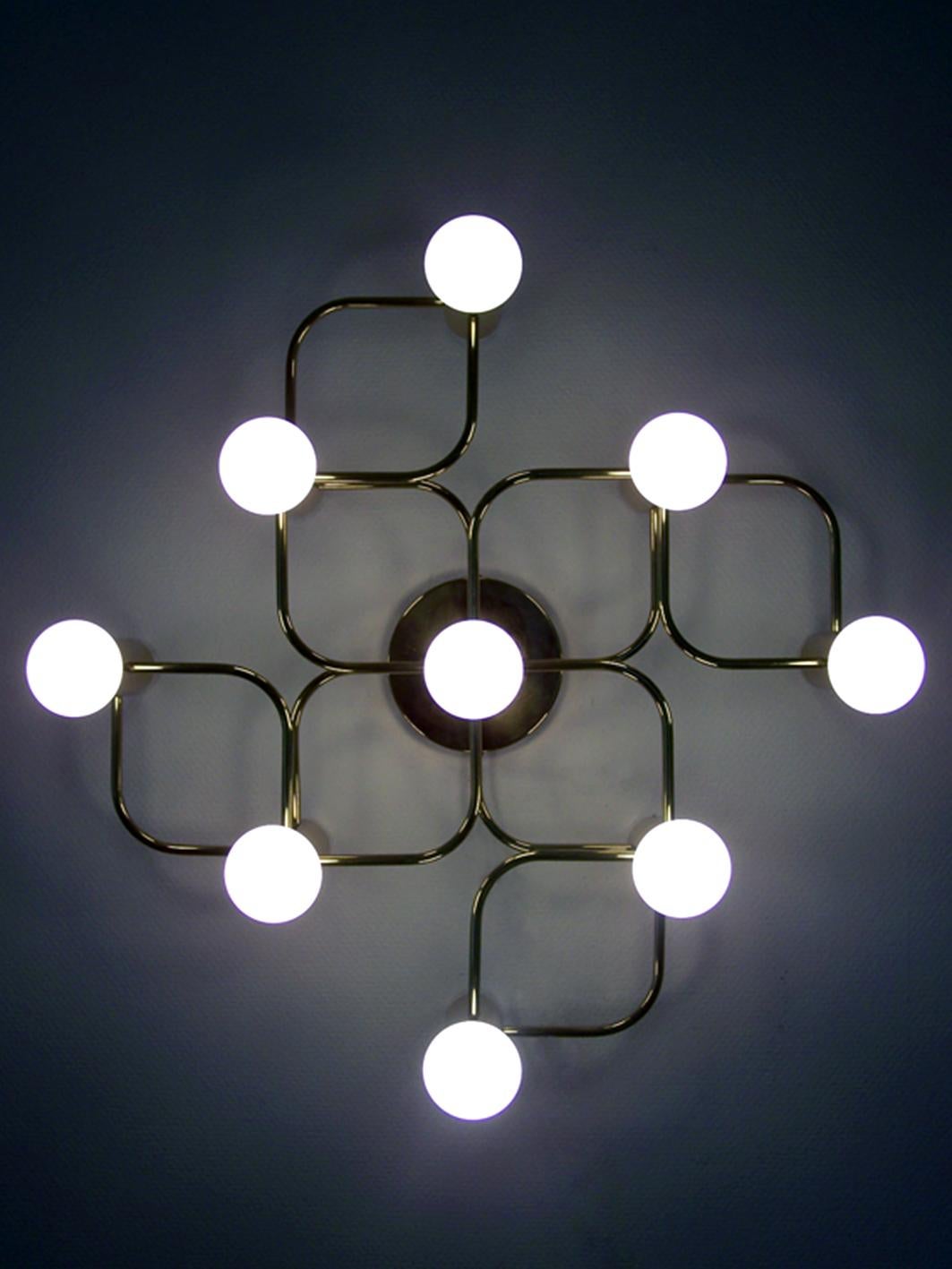 Vintage Sculptural Ceiling or Wall Flush Mount Light Chandelier by Leola, 1960s In Good Condition For Sale In Berlin, DE