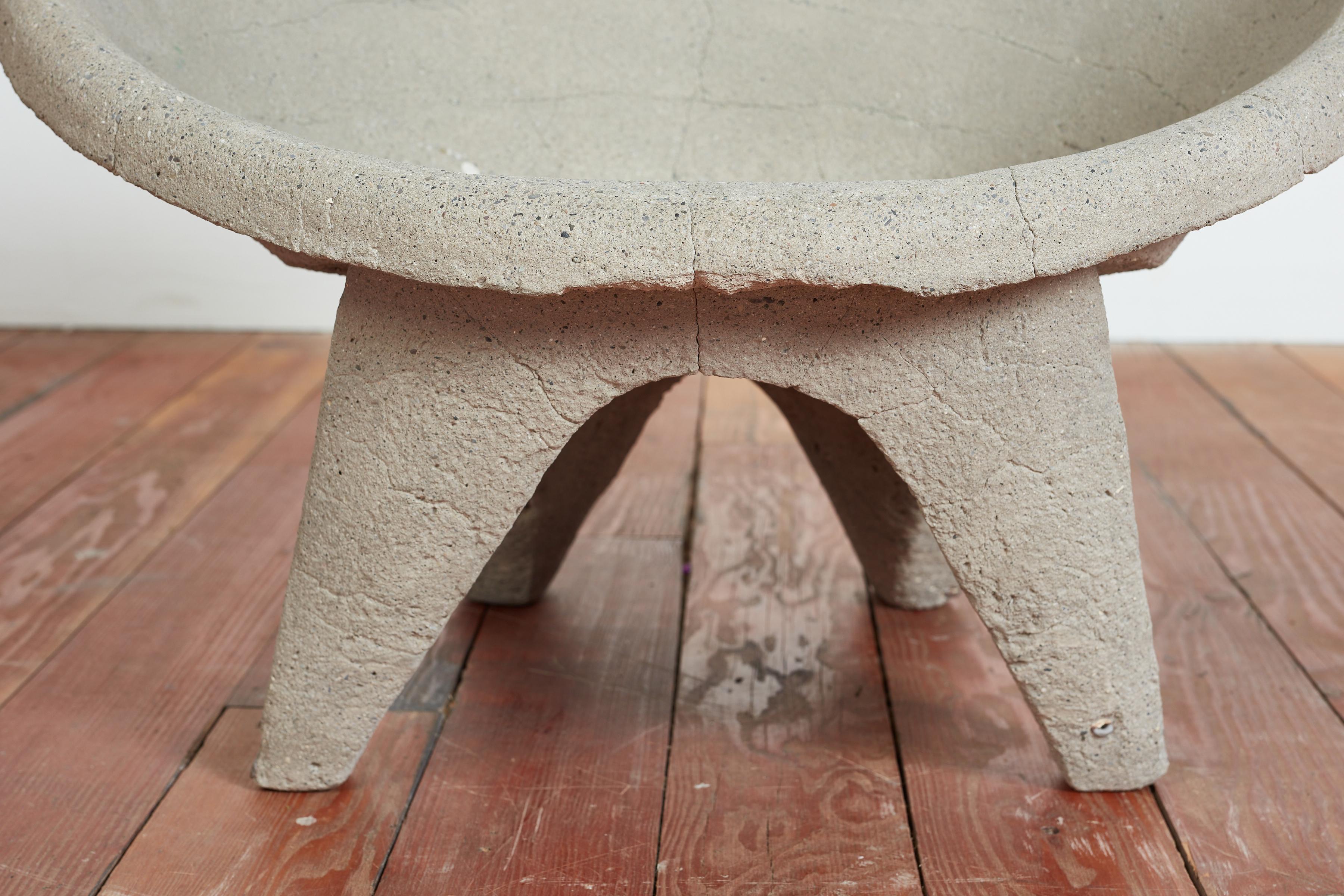 Chaises sculpturales vintage en ciment en vente 3