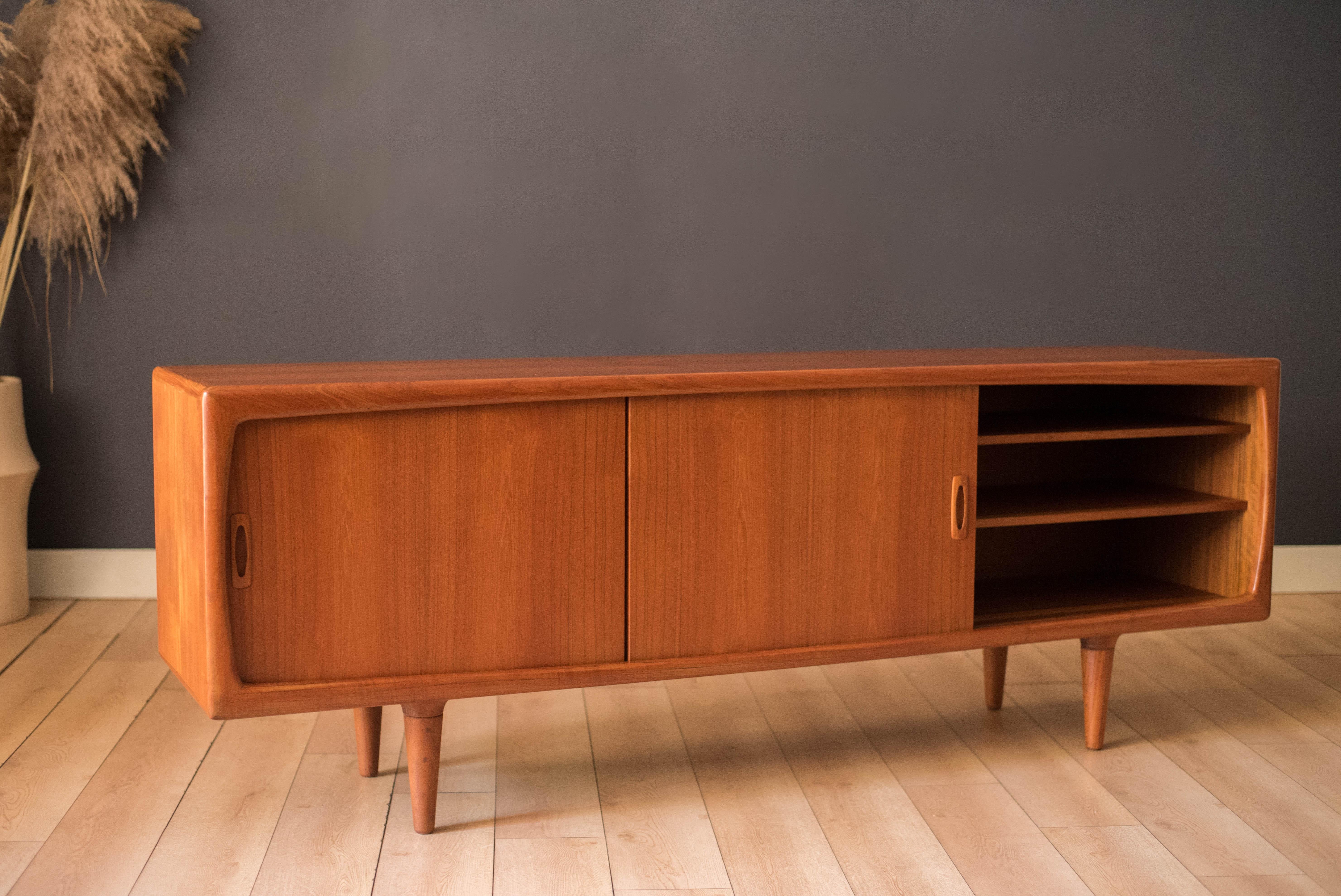 H. H. danese scultorea d'epoca in teak. Credenza Hansen In condizioni buone in vendita a San Jose, CA