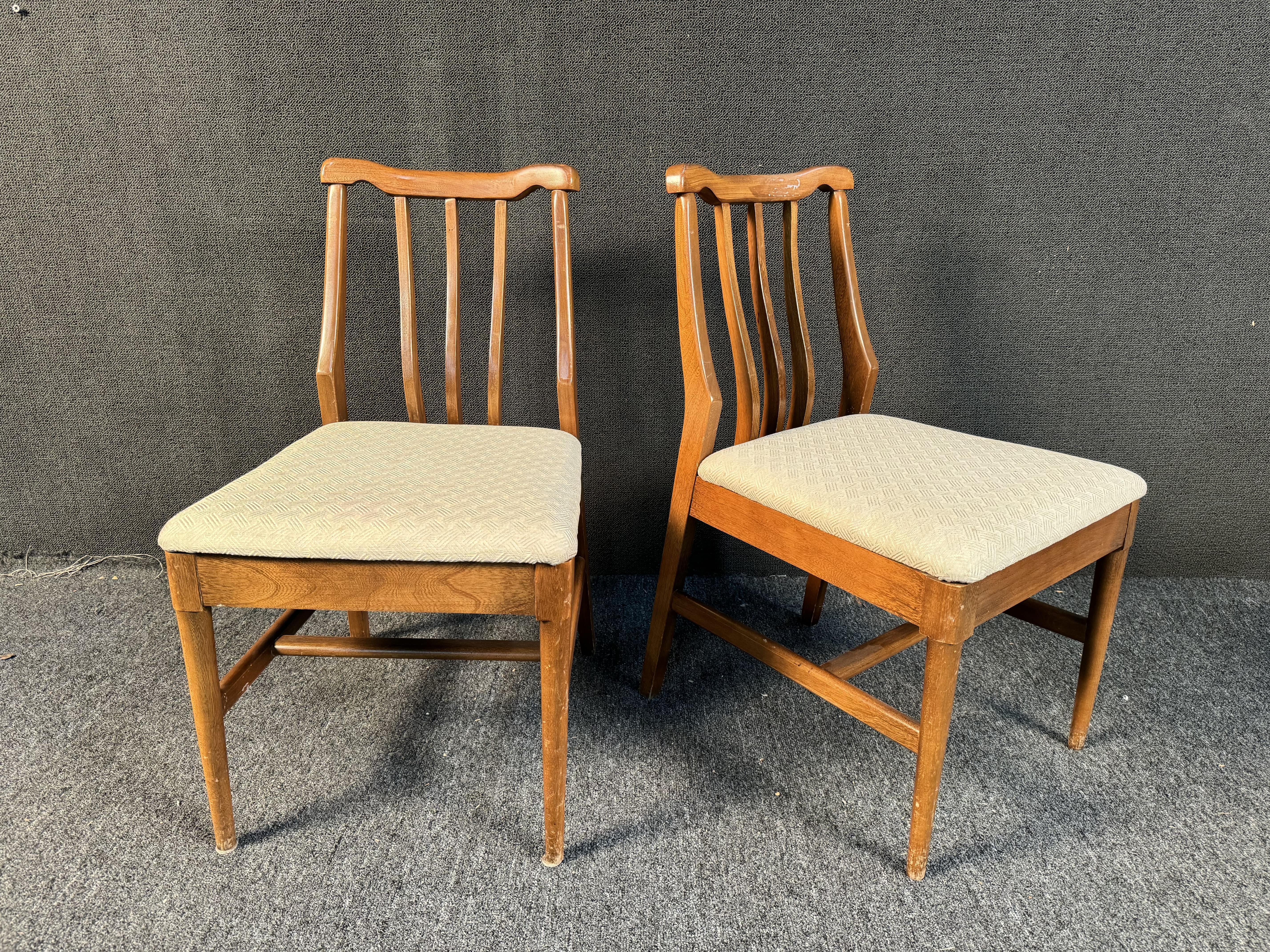 Mid-Century Walnut Sculptural Dining Set by Blowing Rock For Sale 8