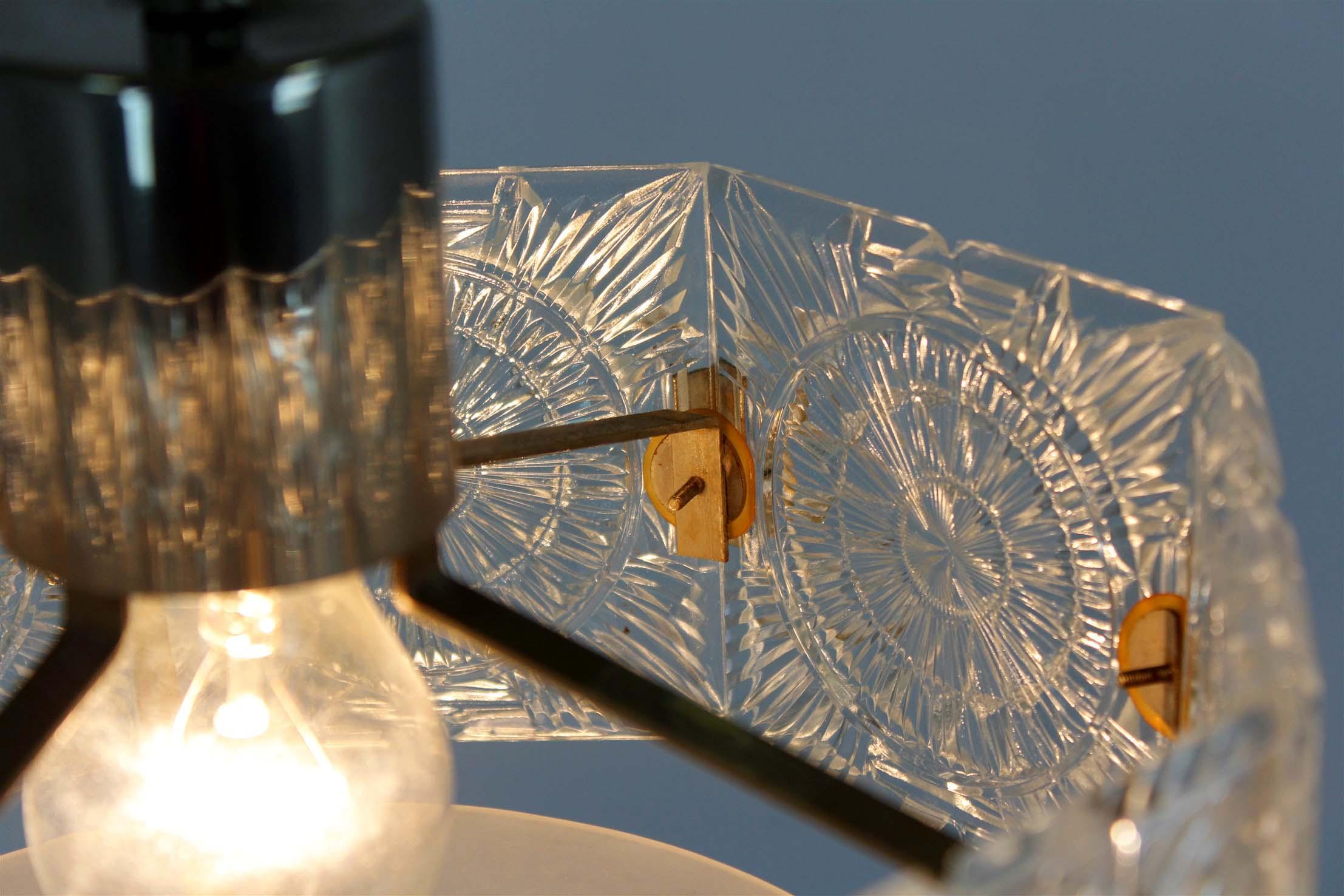 Lampe suspendue sculpturale en verre vintage par Kamenický Šenov, 1970 en vente 5